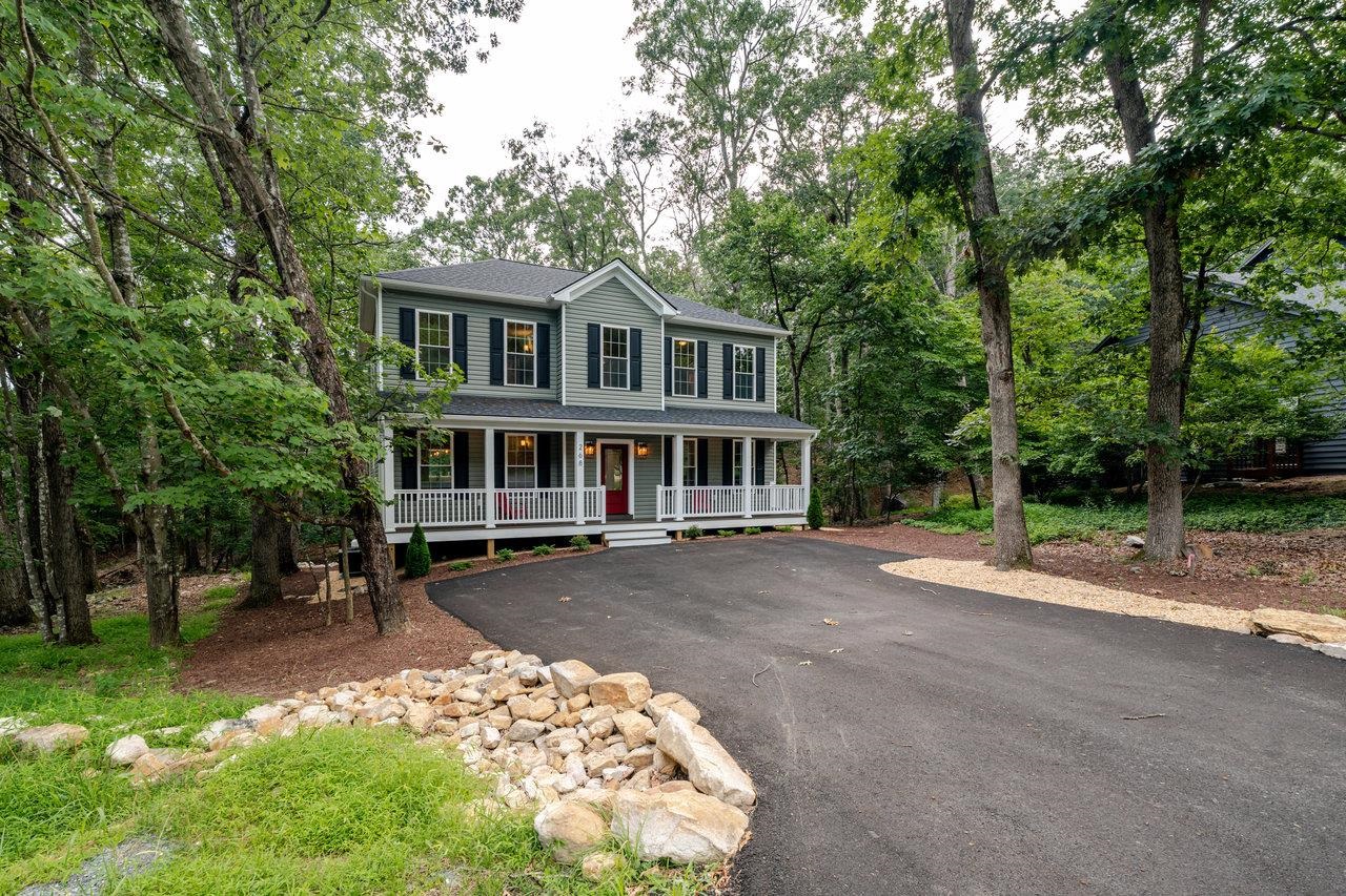 268 RED FOX CT, MCGAHEYSVILLE, Virginia 22840, 6 Bedrooms Bedrooms, ,5 BathroomsBathrooms,Residential,Classic Luxurious Mountain Home,268 RED FOX CT,667224 MLS # 667224