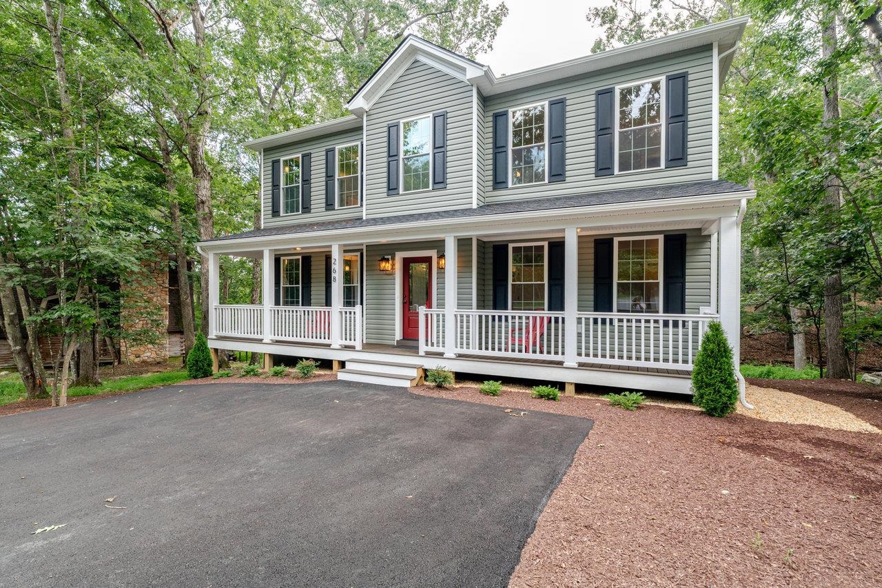 268 RED FOX CT, MCGAHEYSVILLE, Virginia 22840, 6 Bedrooms Bedrooms, ,5 BathroomsBathrooms,Residential,Classic Luxurious Mountain Home,268 RED FOX CT,667224 MLS # 667224