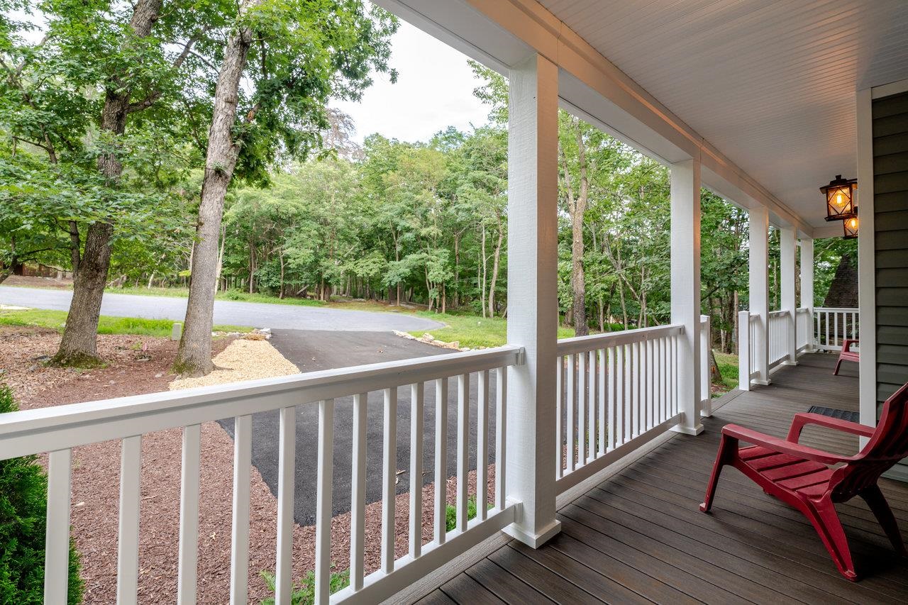 268 RED FOX CT, MCGAHEYSVILLE, Virginia 22840, 6 Bedrooms Bedrooms, ,5 BathroomsBathrooms,Residential,Classic Luxurious Mountain Home,268 RED FOX CT,667224 MLS # 667224
