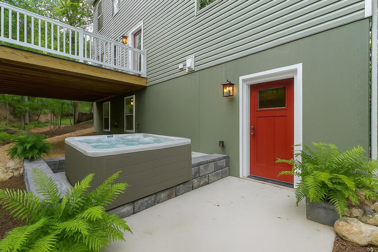 268 RED FOX CT, MCGAHEYSVILLE, Virginia 22840, 6 Bedrooms Bedrooms, ,5 BathroomsBathrooms,Residential,Classic Luxurious Mountain Home,268 RED FOX CT,667224 MLS # 667224