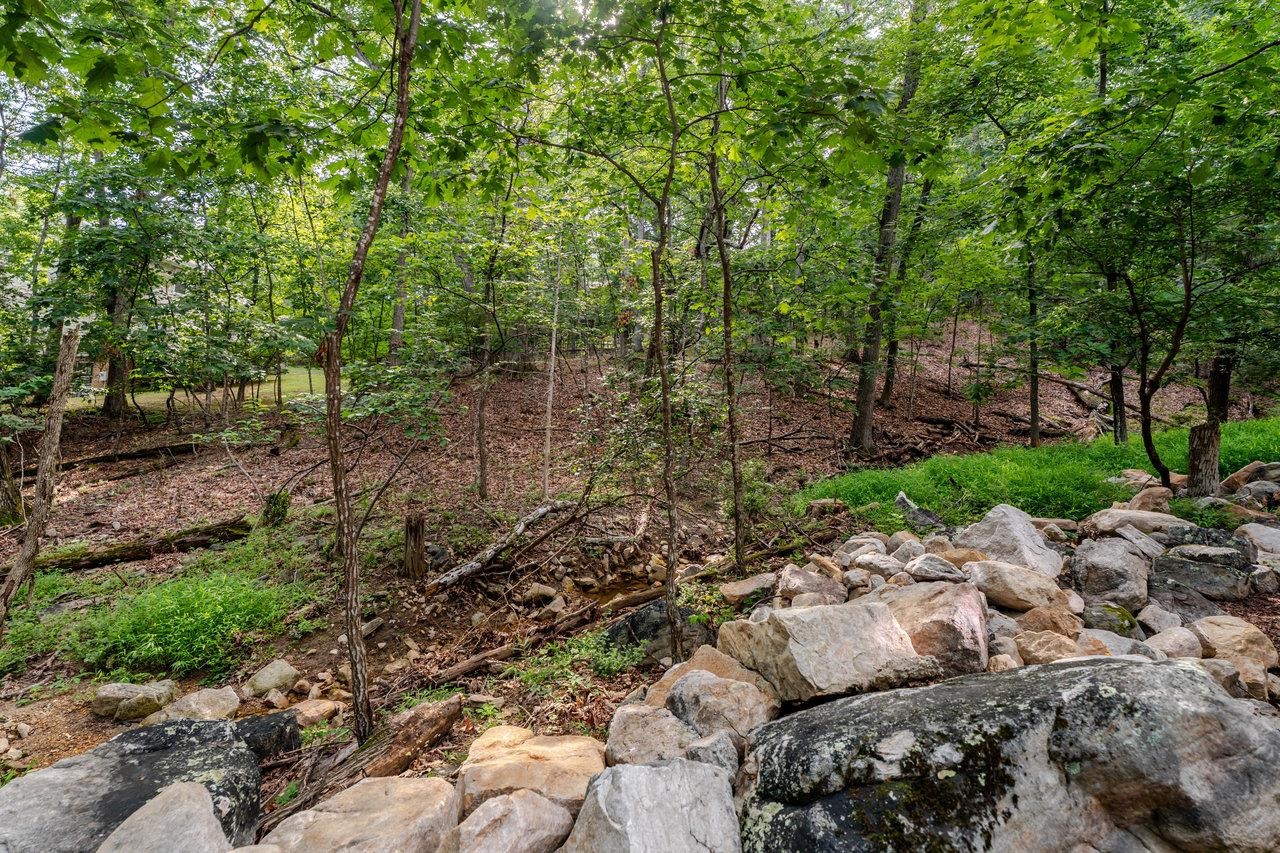 268 RED FOX CT, MCGAHEYSVILLE, Virginia 22840, 6 Bedrooms Bedrooms, ,5 BathroomsBathrooms,Residential,Classic Luxurious Mountain Home,268 RED FOX CT,667224 MLS # 667224