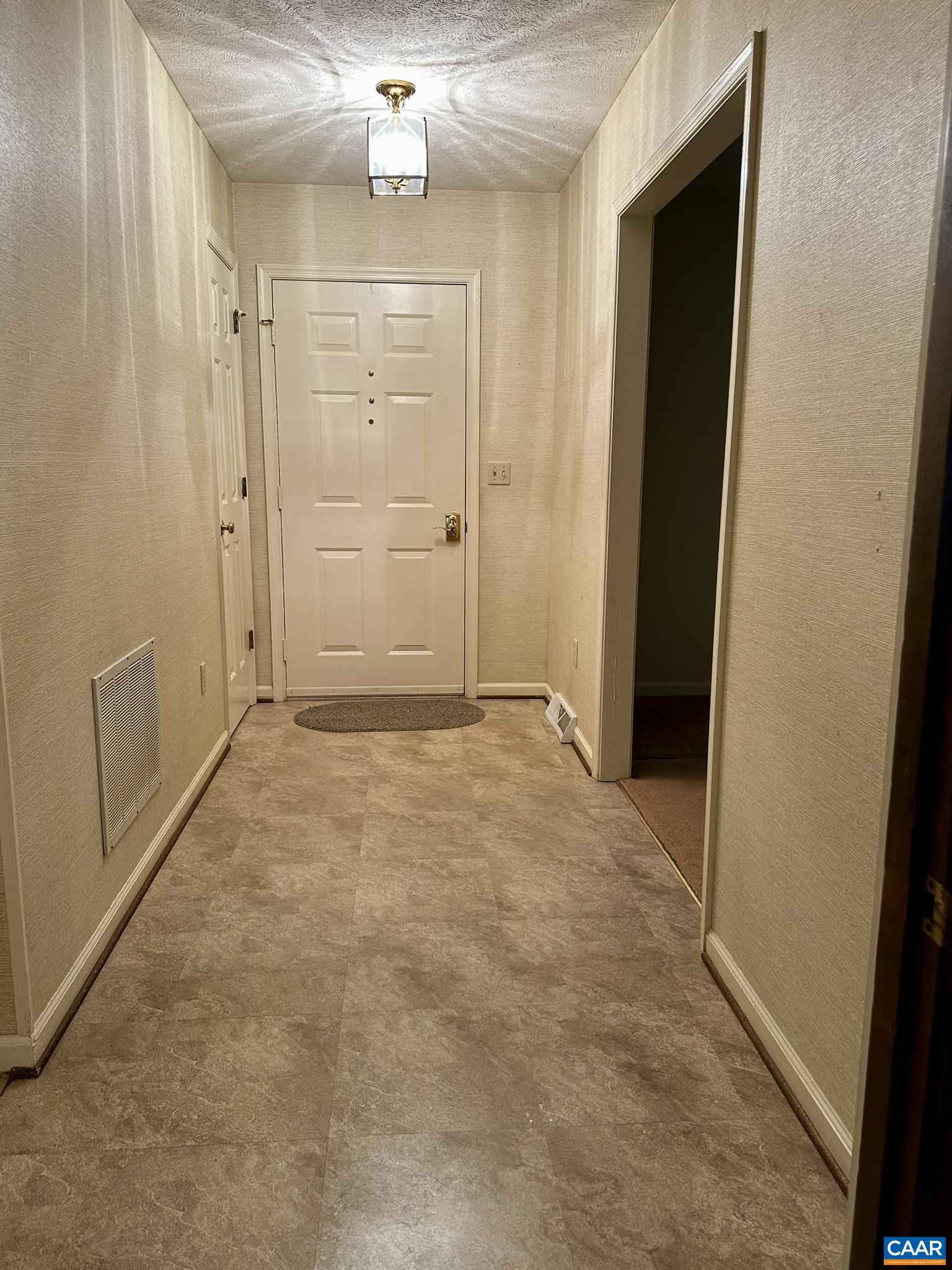 3985 WILLIAM CT, CHARLOTTESVILLE, Virginia 22901, 3 Bedrooms Bedrooms, ,2 BathroomsBathrooms,Residential,3985 WILLIAM CT,667229 MLS # 667229