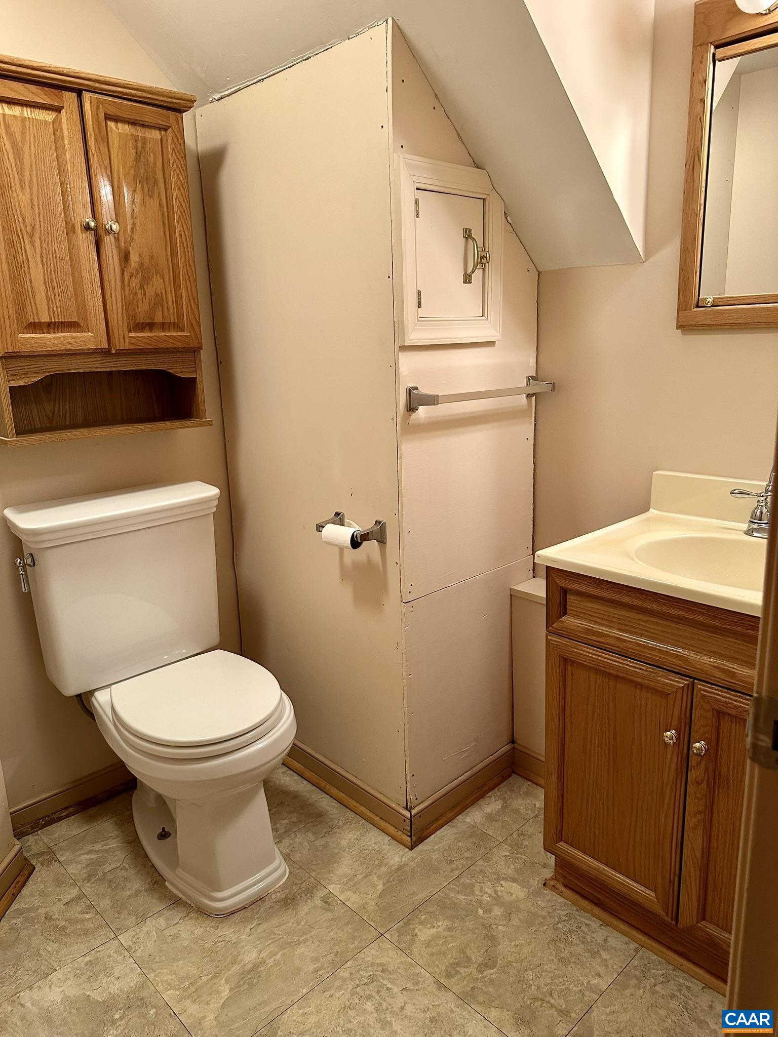 3985 WILLIAM CT, CHARLOTTESVILLE, Virginia 22901, 3 Bedrooms Bedrooms, ,2 BathroomsBathrooms,Residential,3985 WILLIAM CT,667229 MLS # 667229