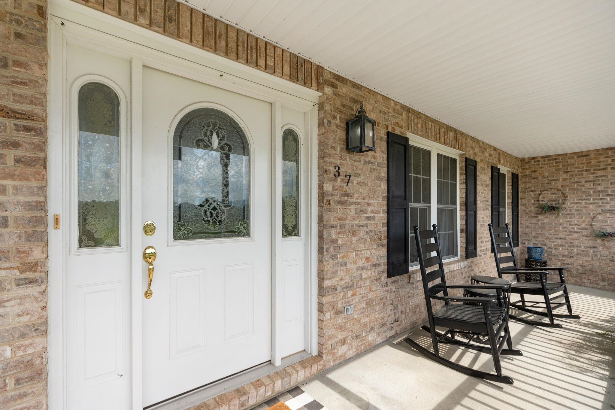 37 CANADA CT, STUARTS DRAFT, Virginia 24477, 3 Bedrooms Bedrooms, ,2 BathroomsBathrooms,Residential,37 CANADA CT,667230 MLS # 667230
