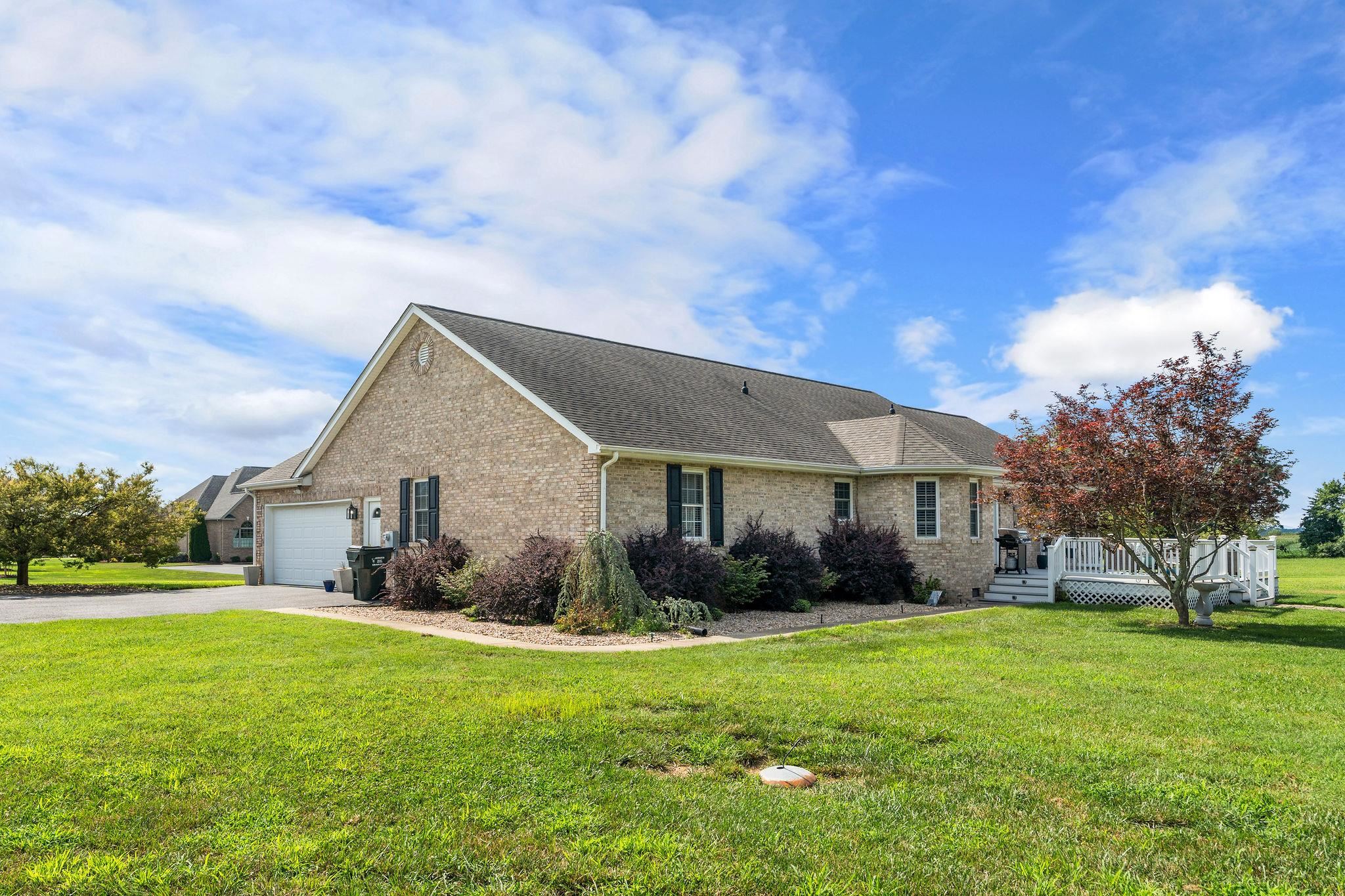 37 CANADA CT, STUARTS DRAFT, Virginia 24477, 3 Bedrooms Bedrooms, ,2 BathroomsBathrooms,Residential,37 CANADA CT,667230 MLS # 667230