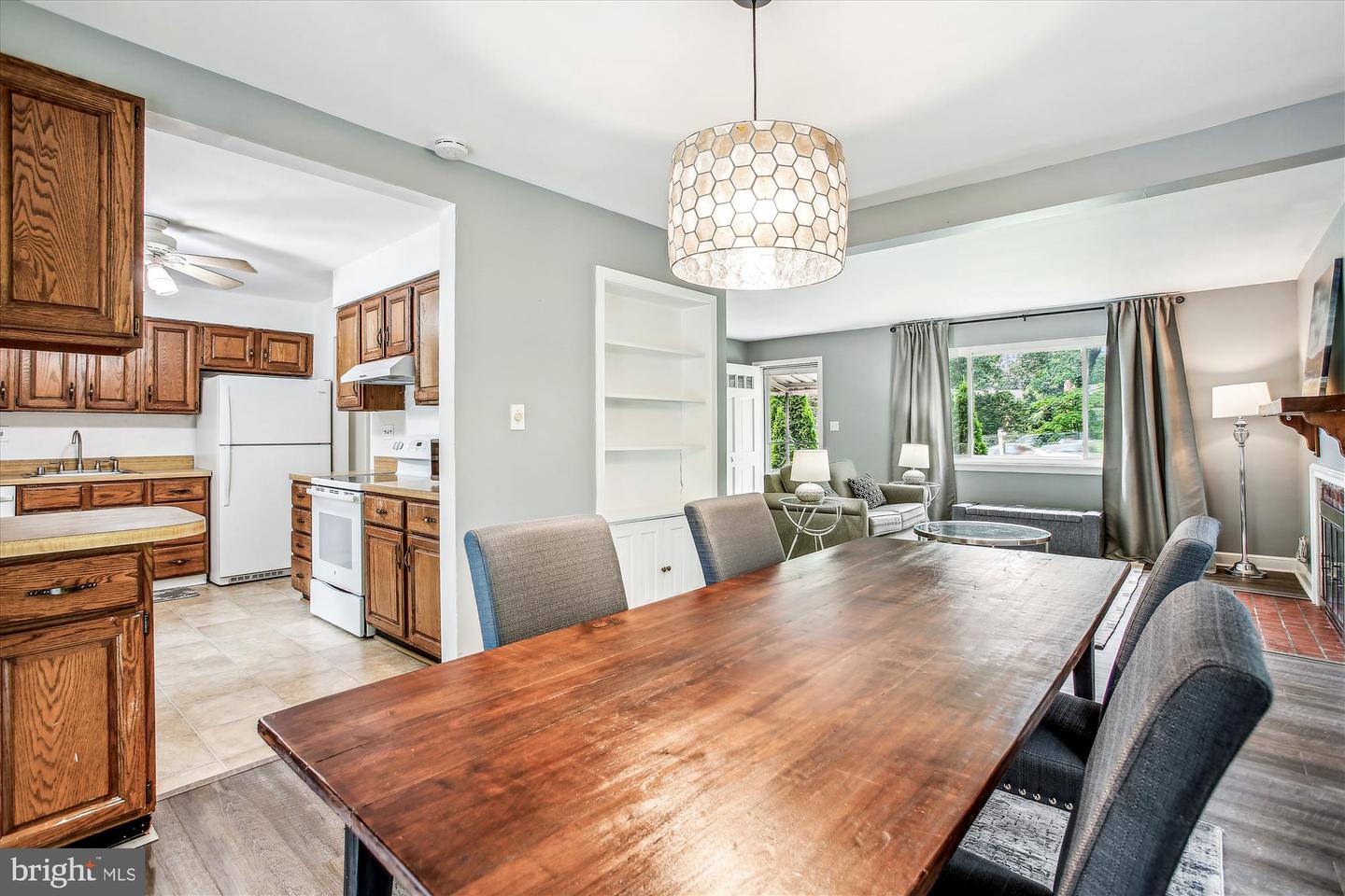 3305 GRAHAM RD, FALLS CHURCH, Virginia 22042, 4 Bedrooms Bedrooms, ,2 BathroomsBathrooms,Residential,For sale,3305 GRAHAM RD,VAFX2247742 MLS # VAFX2247742
