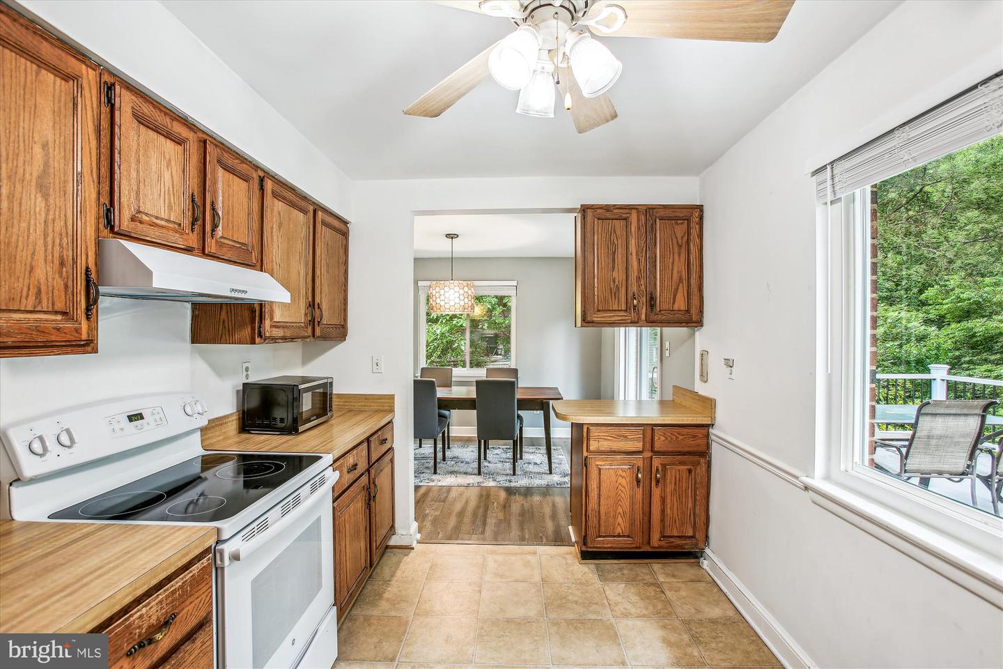 3305 GRAHAM RD, FALLS CHURCH, Virginia 22042, 4 Bedrooms Bedrooms, ,2 BathroomsBathrooms,Residential,For sale,3305 GRAHAM RD,VAFX2247742 MLS # VAFX2247742
