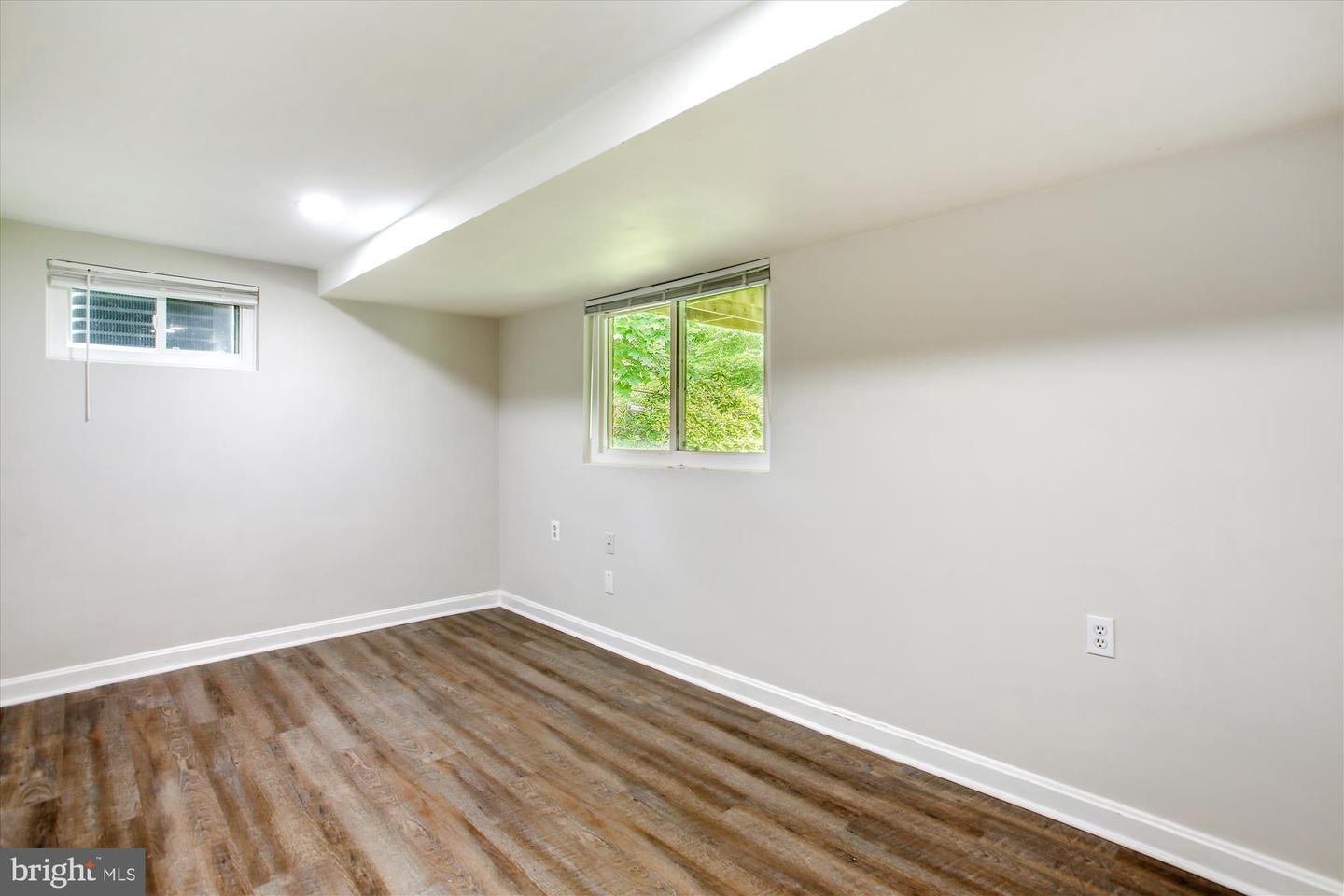 3305 GRAHAM RD, FALLS CHURCH, Virginia 22042, 4 Bedrooms Bedrooms, ,2 BathroomsBathrooms,Residential,For sale,3305 GRAHAM RD,VAFX2247742 MLS # VAFX2247742