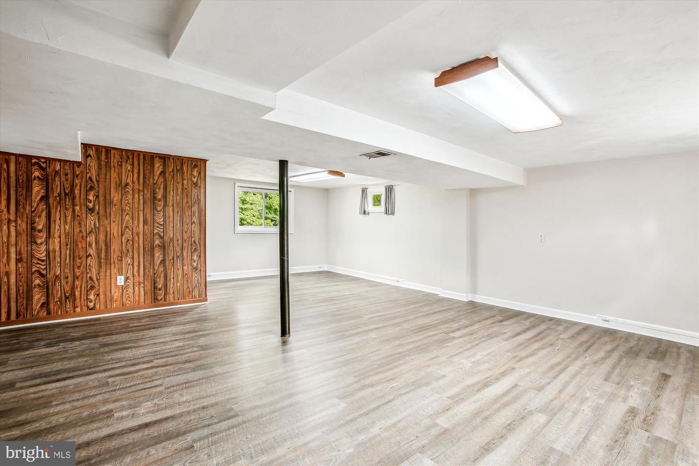 3305 GRAHAM RD, FALLS CHURCH, Virginia 22042, 4 Bedrooms Bedrooms, ,2 BathroomsBathrooms,Residential,For sale,3305 GRAHAM RD,VAFX2247742 MLS # VAFX2247742