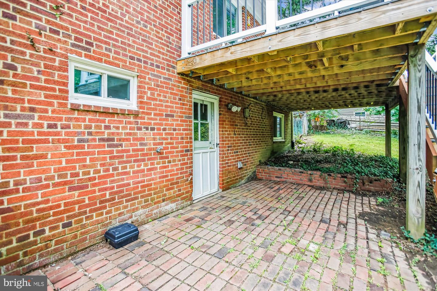 3305 GRAHAM RD, FALLS CHURCH, Virginia 22042, 4 Bedrooms Bedrooms, ,2 BathroomsBathrooms,Residential,For sale,3305 GRAHAM RD,VAFX2247742 MLS # VAFX2247742