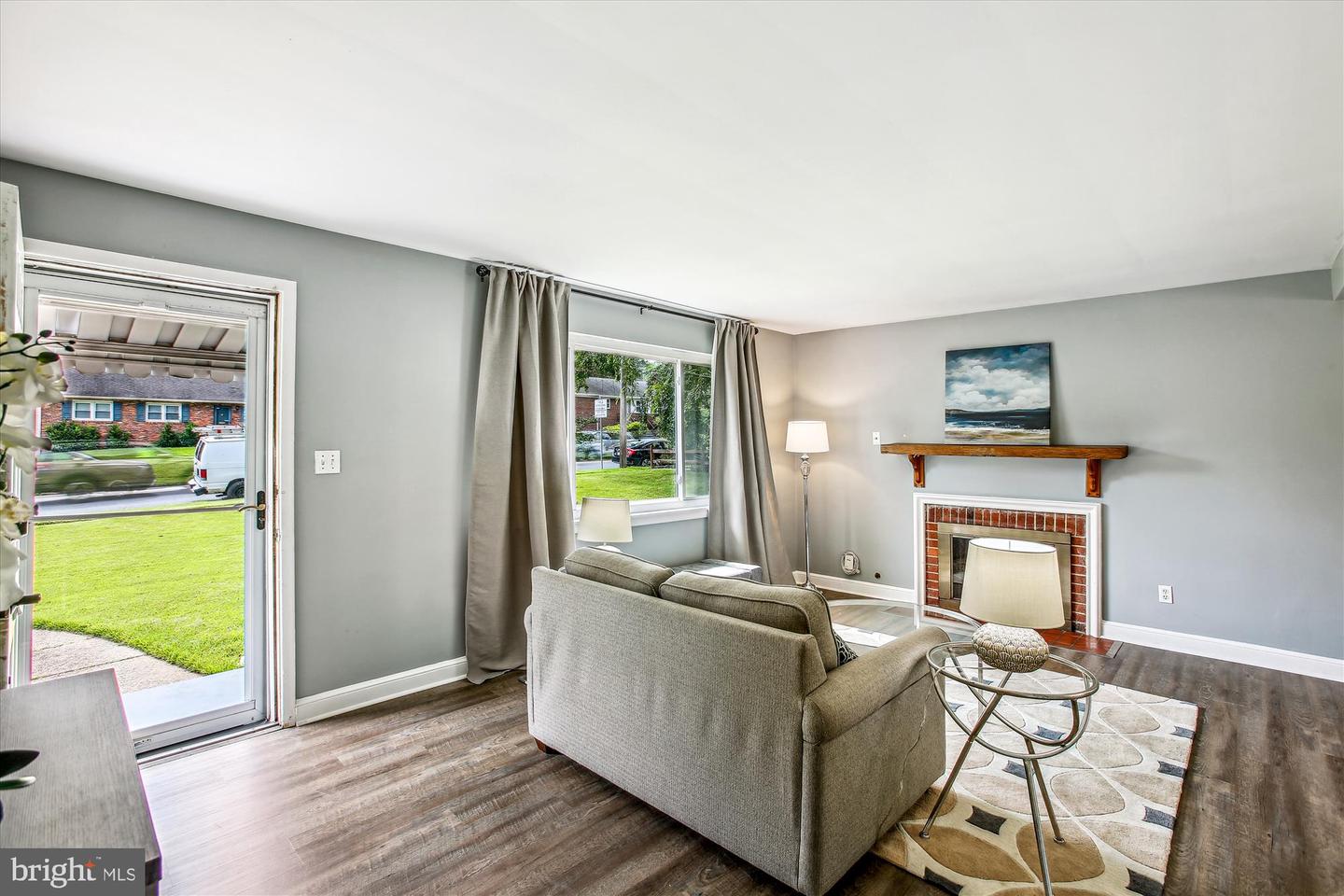 3305 GRAHAM RD, FALLS CHURCH, Virginia 22042, 4 Bedrooms Bedrooms, ,2 BathroomsBathrooms,Residential,For sale,3305 GRAHAM RD,VAFX2247742 MLS # VAFX2247742