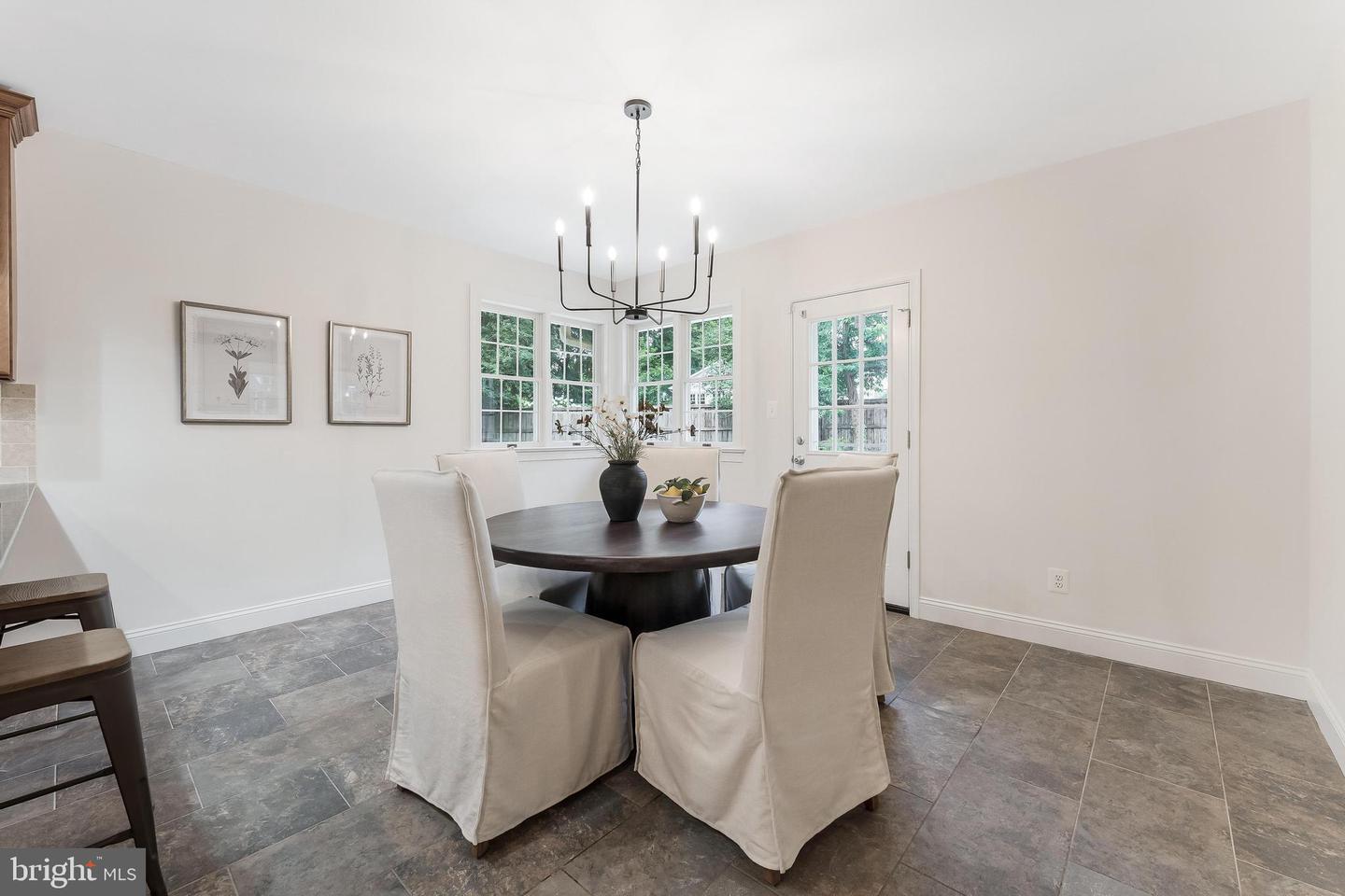 6440 ICHABOD PL, FALLS CHURCH, Virginia 22042, 4 Bedrooms Bedrooms, ,3 BathroomsBathrooms,Residential,For sale,6440 ICHABOD PL,VAFX2248054 MLS # VAFX2248054