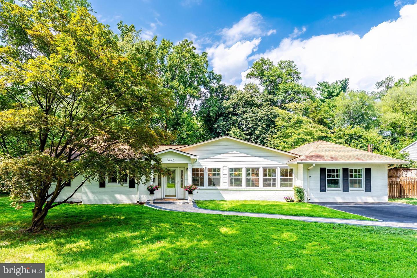 6440 ICHABOD PL, FALLS CHURCH, Virginia 22042, 4 Bedrooms Bedrooms, ,3 BathroomsBathrooms,Residential,For sale,6440 ICHABOD PL,VAFX2248054 MLS # VAFX2248054