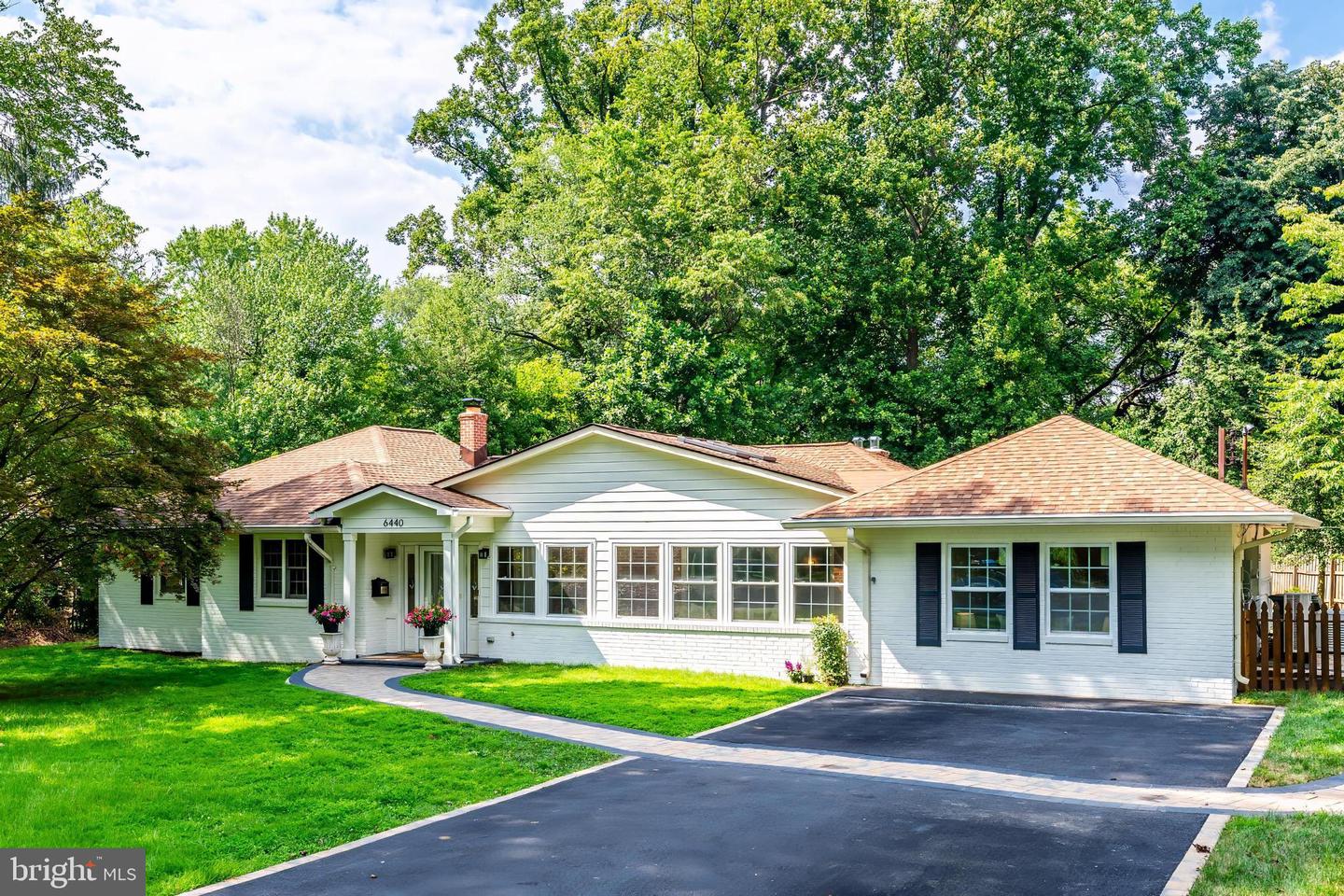 6440 ICHABOD PL, FALLS CHURCH, Virginia 22042, 4 Bedrooms Bedrooms, ,3 BathroomsBathrooms,Residential,For sale,6440 ICHABOD PL,VAFX2248054 MLS # VAFX2248054