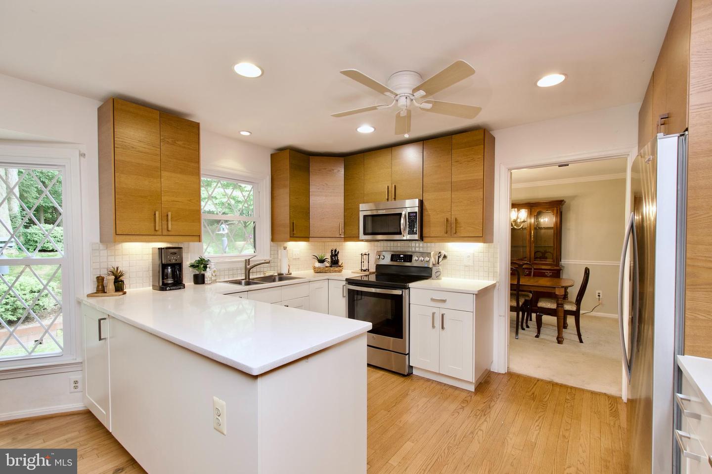 6012 BURNSIDE LANDING DR, BURKE, Virginia 22015, 4 Bedrooms Bedrooms, 12 Rooms Rooms,2 BathroomsBathrooms,Residential,For sale,6012 BURNSIDE LANDING DR,VAFX2248140 MLS # VAFX2248140