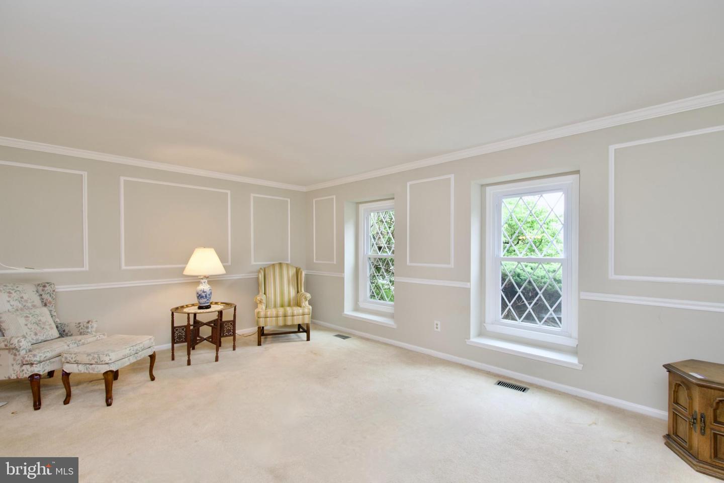 6012 BURNSIDE LANDING DR, BURKE, Virginia 22015, 4 Bedrooms Bedrooms, 12 Rooms Rooms,2 BathroomsBathrooms,Residential,For sale,6012 BURNSIDE LANDING DR,VAFX2248140 MLS # VAFX2248140