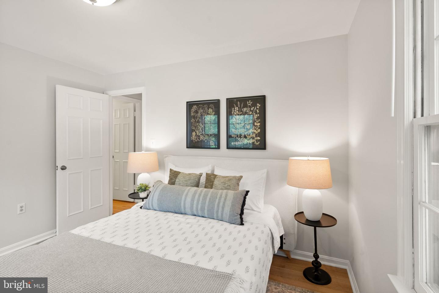 2500 FAIRFAX DR #B, ARLINGTON, Virginia 22201, 2 Bedrooms Bedrooms, ,2 BathroomsBathrooms,Residential,For sale,2500 FAIRFAX DR #B,VAAR2059402 MLS # VAAR2059402
