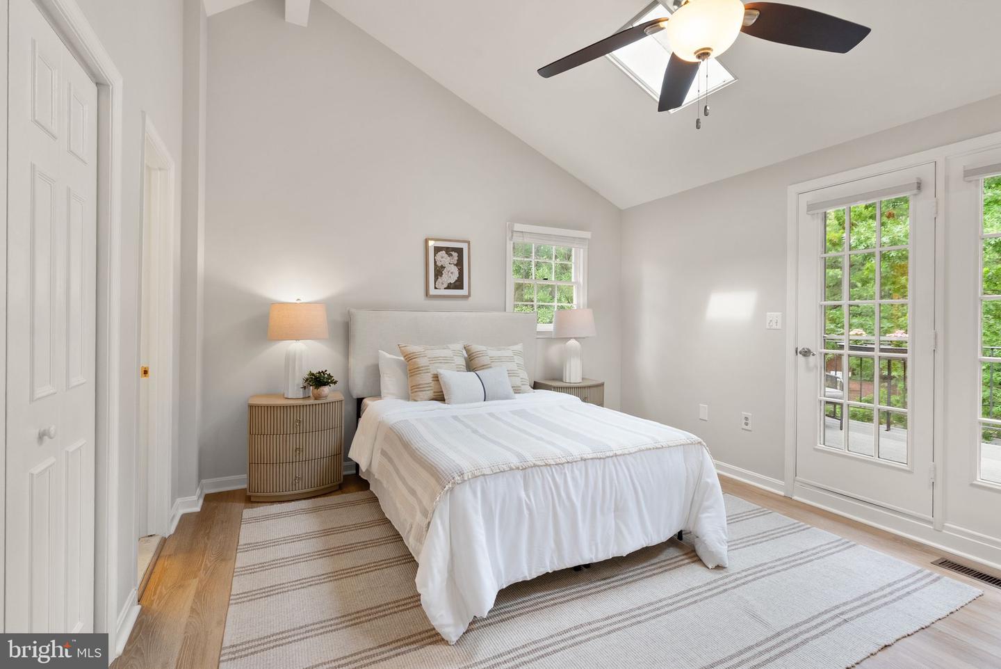 2500 FAIRFAX DR #B, ARLINGTON, Virginia 22201, 2 Bedrooms Bedrooms, ,2 BathroomsBathrooms,Residential,For sale,2500 FAIRFAX DR #B,VAAR2059402 MLS # VAAR2059402