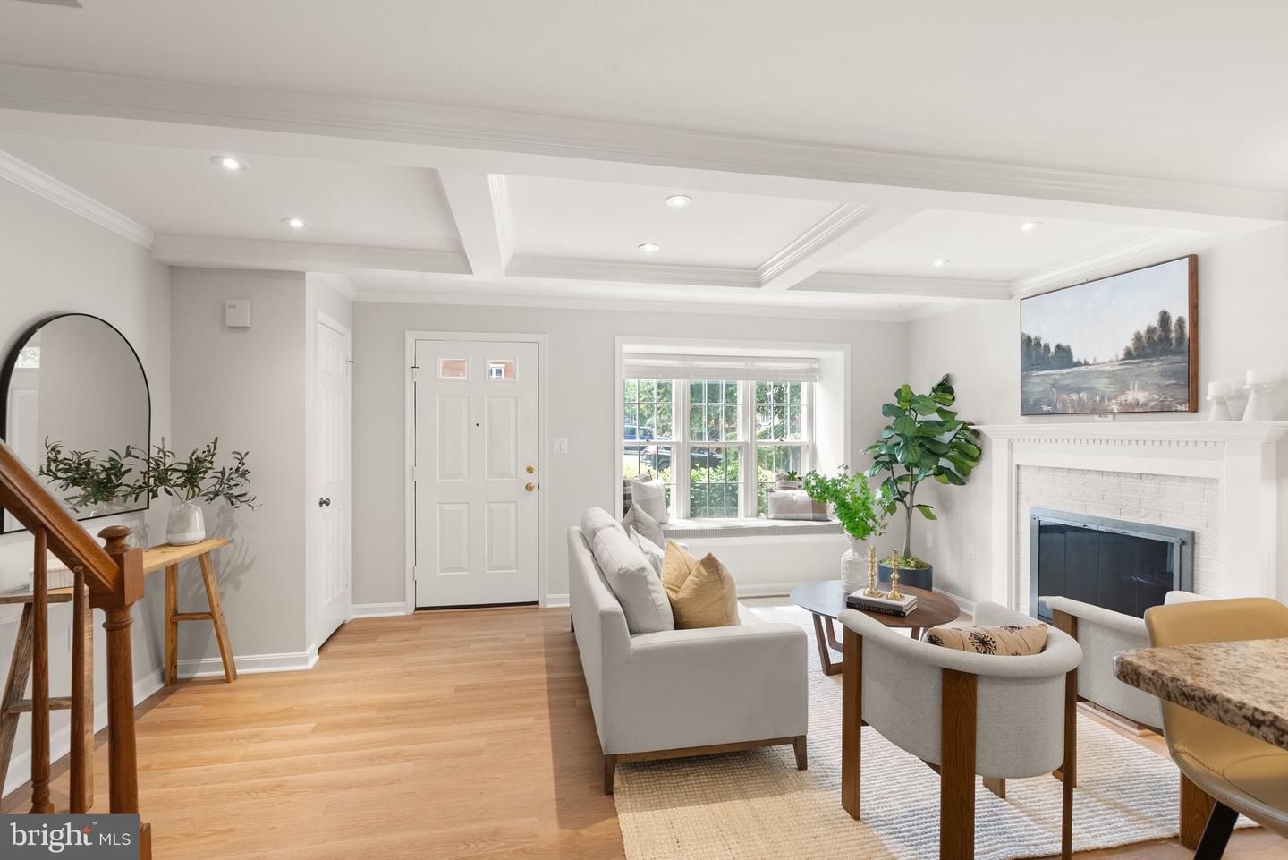 2500 FAIRFAX DR #B, ARLINGTON, Virginia 22201, 2 Bedrooms Bedrooms, ,2 BathroomsBathrooms,Residential,For sale,2500 FAIRFAX DR #B,VAAR2059402 MLS # VAAR2059402