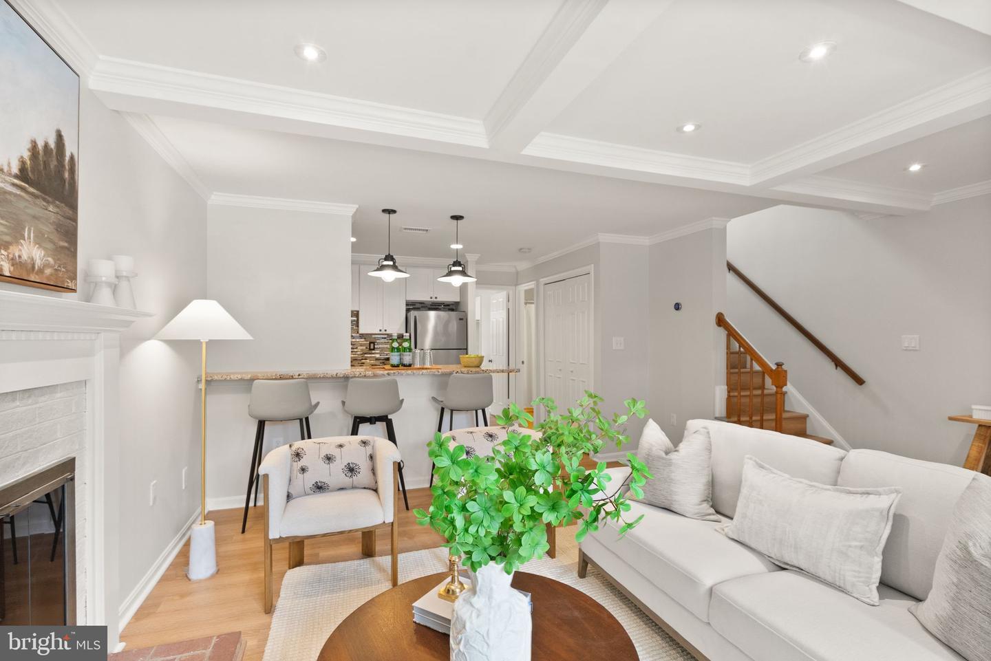 2500 FAIRFAX DR #B, ARLINGTON, Virginia 22201, 2 Bedrooms Bedrooms, ,2 BathroomsBathrooms,Residential,For sale,2500 FAIRFAX DR #B,VAAR2059402 MLS # VAAR2059402