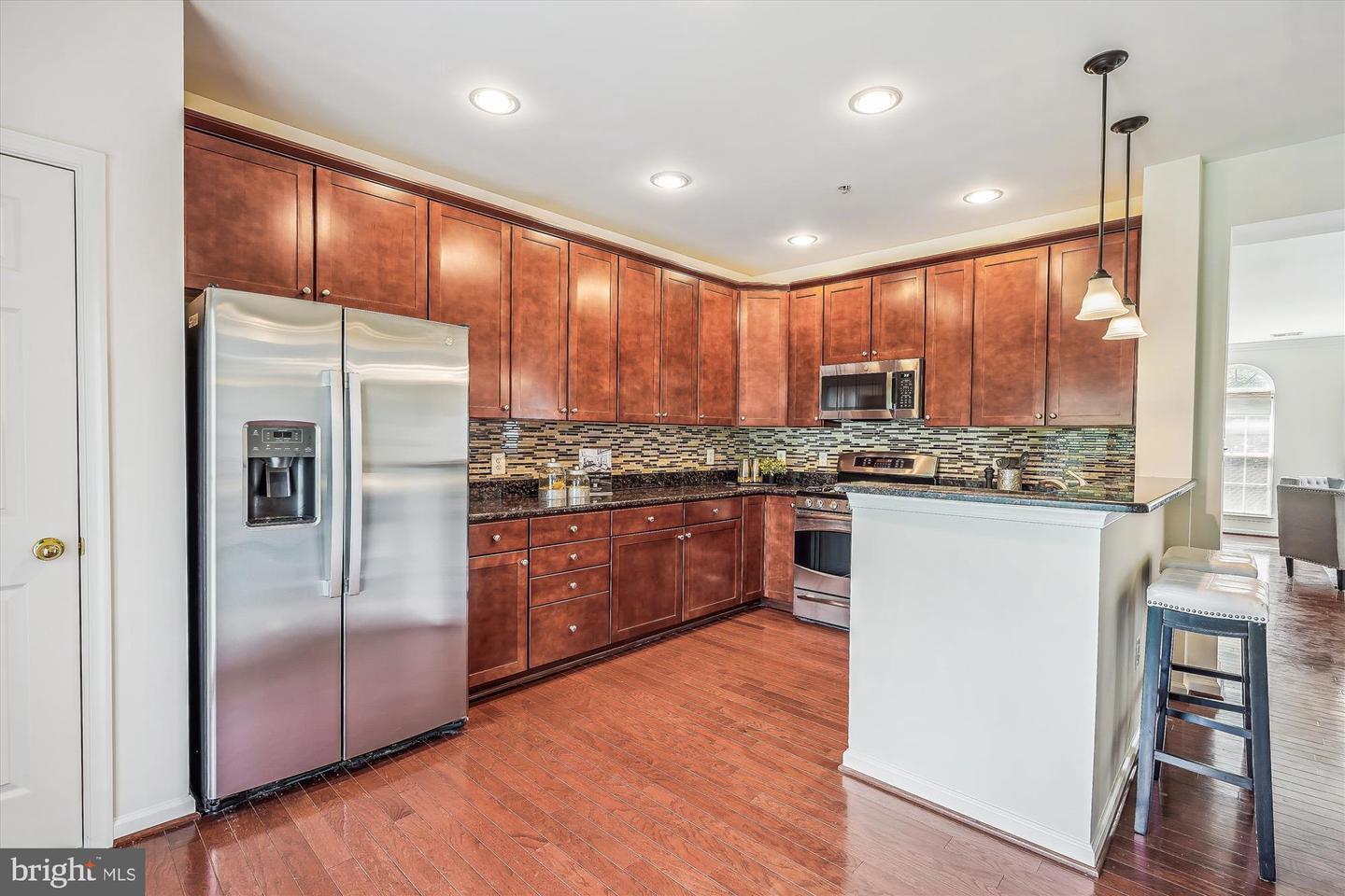 6070 ASTER HAVEN CIR, HAYMARKET, Virginia 20169, 3 Bedrooms Bedrooms, ,2 BathroomsBathrooms,Residential,For sale,6070 ASTER HAVEN CIR,VAPW2097348 MLS # VAPW2097348