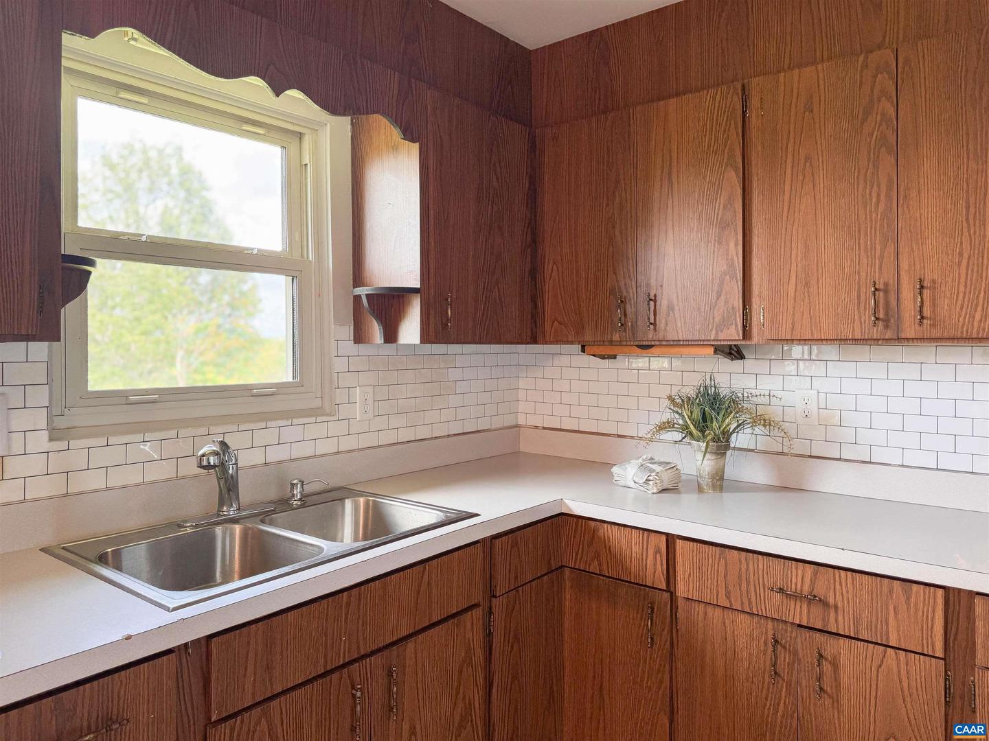 4160 DICKERSON RD, CHARLOTTESVILLE, Virginia 22911, 4 Bedrooms Bedrooms, ,2 BathroomsBathrooms,Residential,For sale,4160 DICKERSON RD,665926 MLS # 665926