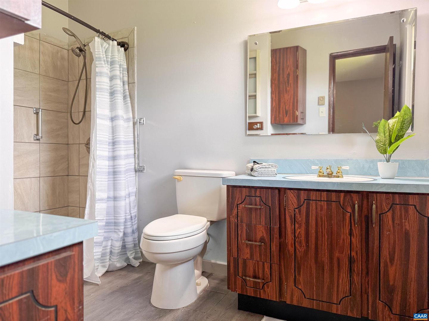 4160 DICKERSON RD, CHARLOTTESVILLE, Virginia 22911, 4 Bedrooms Bedrooms, ,2 BathroomsBathrooms,Residential,For sale,4160 DICKERSON RD,665926 MLS # 665926