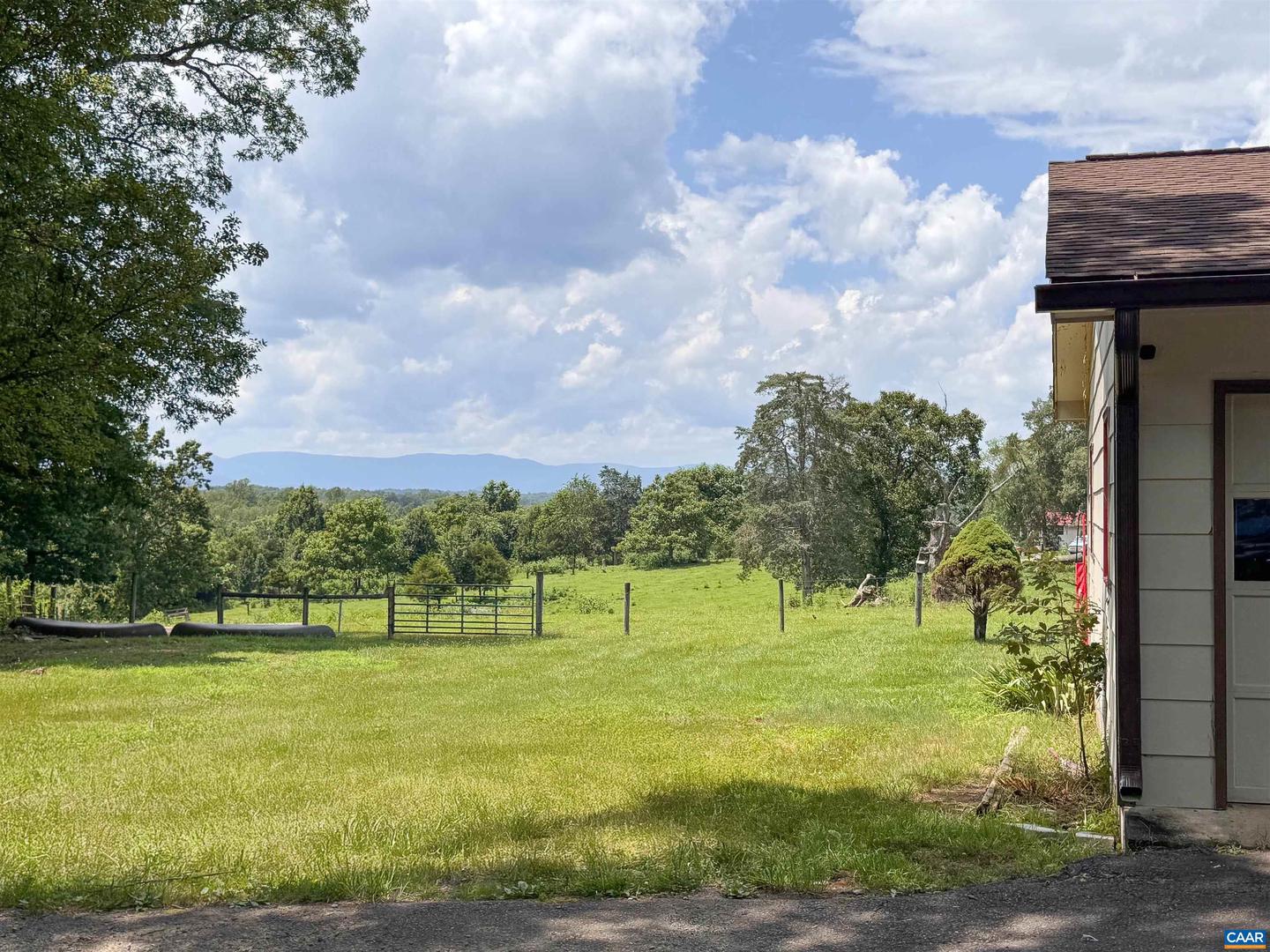 4160 DICKERSON RD, CHARLOTTESVILLE, Virginia 22911, 4 Bedrooms Bedrooms, ,2 BathroomsBathrooms,Residential,For sale,4160 DICKERSON RD,665926 MLS # 665926