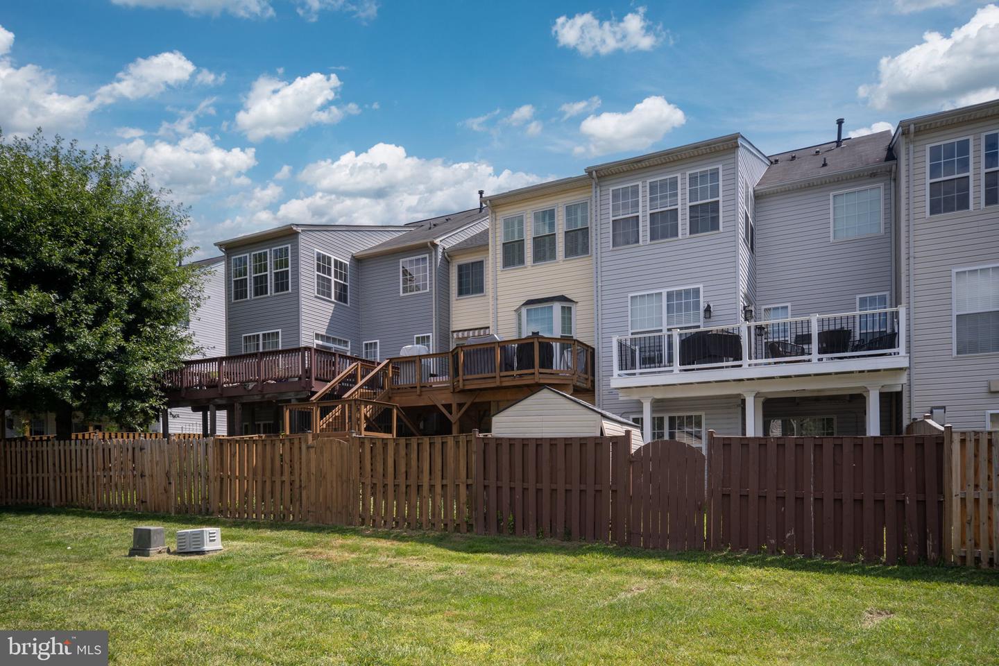 15526 CHICACOAN DR, WOODBRIDGE, Virginia 22191, 4 Bedrooms Bedrooms, ,4 BathroomsBathrooms,Residential,For sale,15526 CHICACOAN DR,VAPW2097828 MLS # VAPW2097828