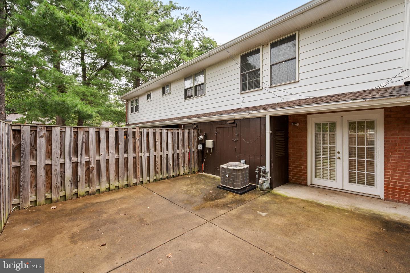 211 N DUKE DR, STERLING, Virginia 20164, 3 Bedrooms Bedrooms, ,1 BathroomBathrooms,Residential,For sale,211 N DUKE DR,VALO2100338 MLS # VALO2100338