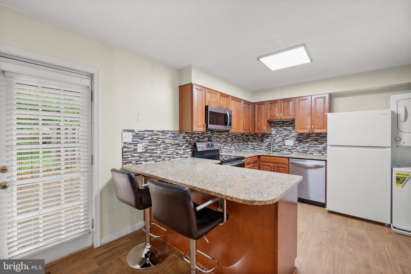 211 N DUKE DR, STERLING, Virginia 20164, 3 Bedrooms Bedrooms, ,1 BathroomBathrooms,Residential,For sale,211 N DUKE DR,VALO2100338 MLS # VALO2100338