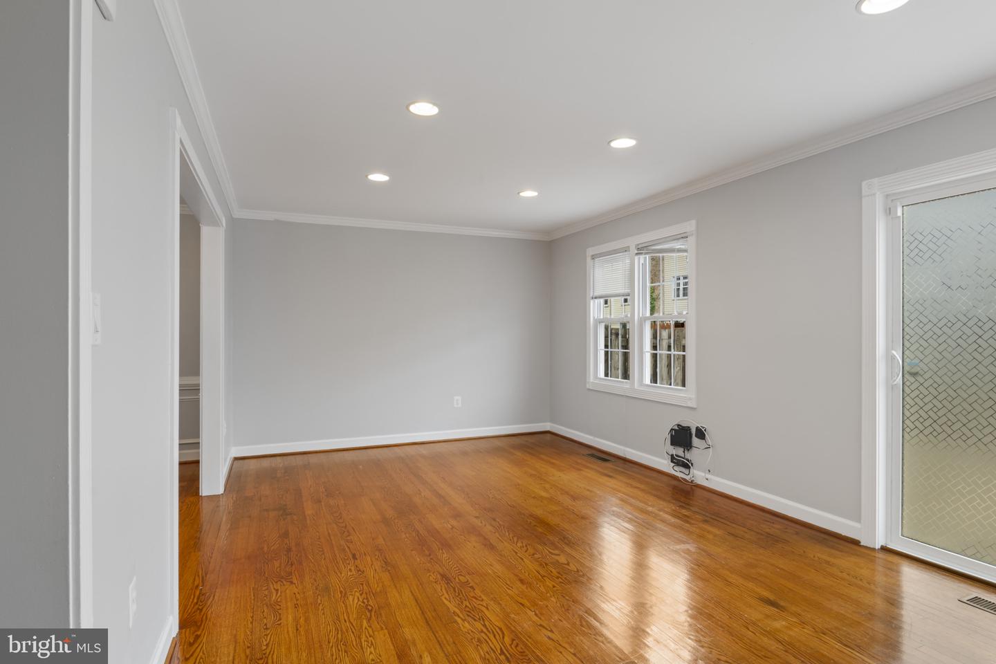9518 UNITY LN, LORTON, Virginia 22079, 3 Bedrooms Bedrooms, ,2 BathroomsBathrooms,Residential,For sale,9518 UNITY LN,VAFX2250030 MLS # VAFX2250030