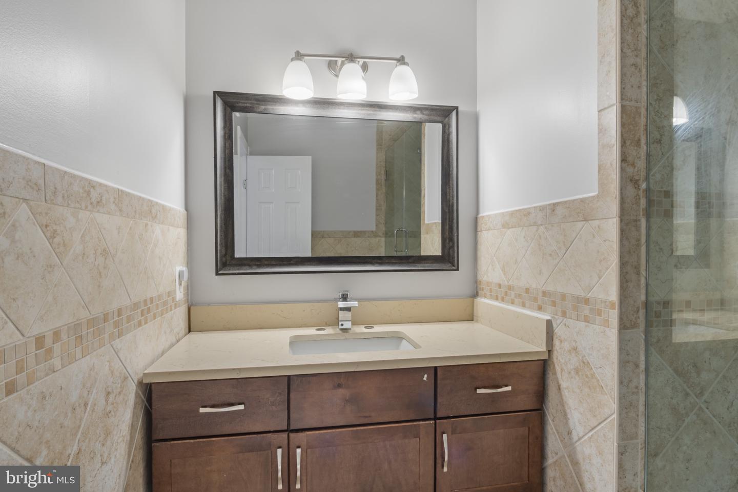 9518 UNITY LN, LORTON, Virginia 22079, 3 Bedrooms Bedrooms, ,2 BathroomsBathrooms,Residential,For sale,9518 UNITY LN,VAFX2250030 MLS # VAFX2250030