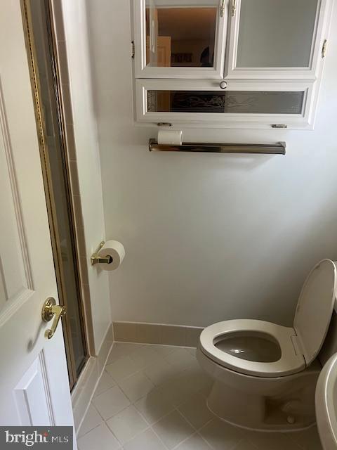 8704 LYNN SUSAN CT, SPRINGFIELD, Virginia 22152, 5 Bedrooms Bedrooms, ,3 BathroomsBathrooms,Residential,For sale,8704 LYNN SUSAN CT,VAFX2250100 MLS # VAFX2250100