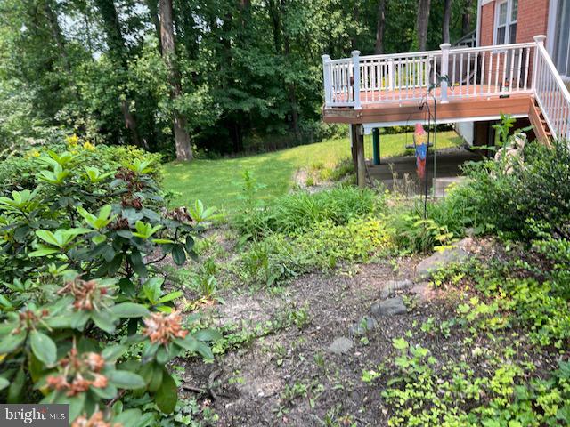 8704 LYNN SUSAN CT, SPRINGFIELD, Virginia 22152, 5 Bedrooms Bedrooms, ,3 BathroomsBathrooms,Residential,For sale,8704 LYNN SUSAN CT,VAFX2250100 MLS # VAFX2250100