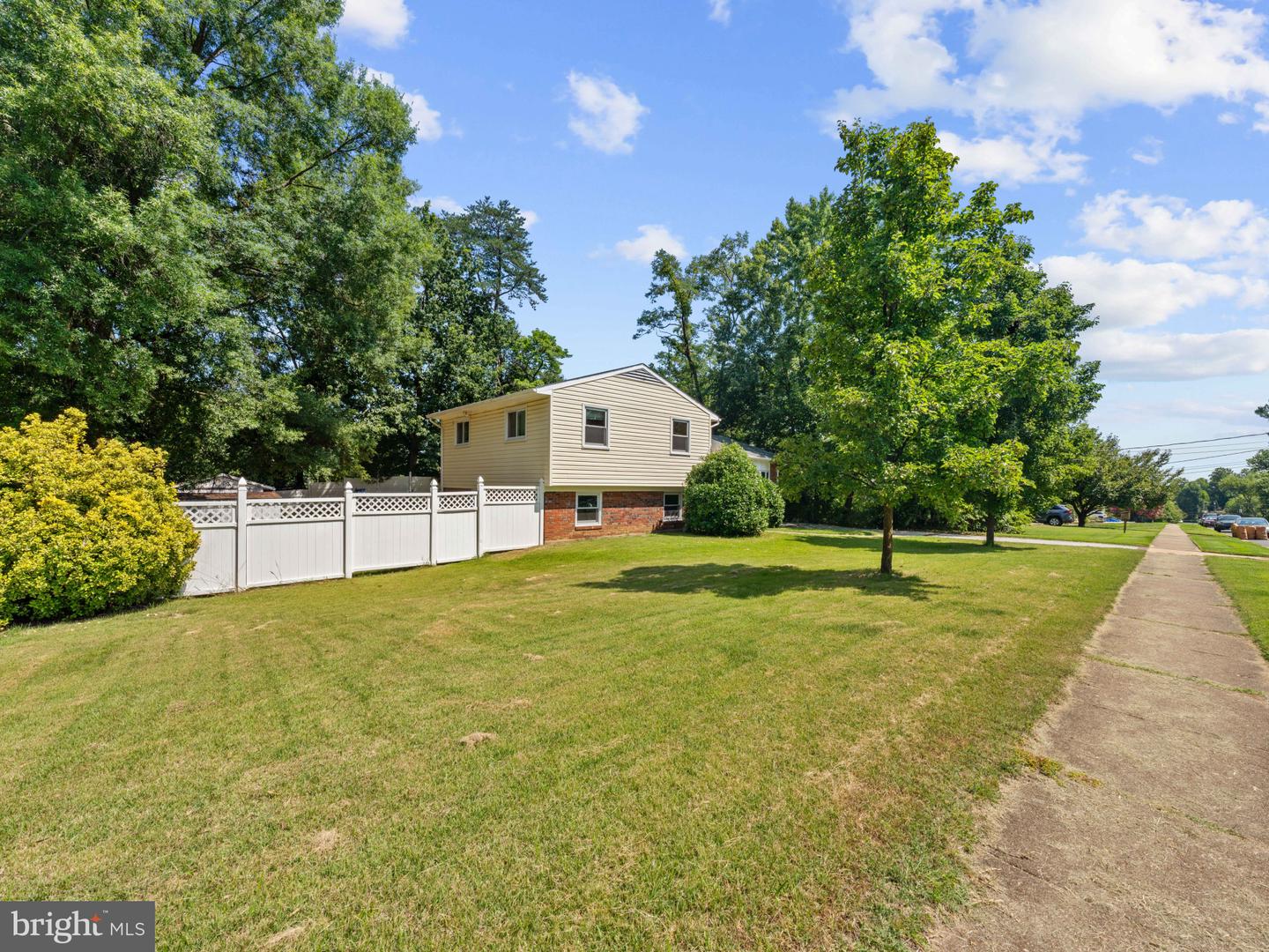4702 EATON PL, ALEXANDRIA, Virginia 22310, 4 Bedrooms Bedrooms, ,2 BathroomsBathrooms,Residential,For sale,4702 EATON PL,VAFX2250168 MLS # VAFX2250168