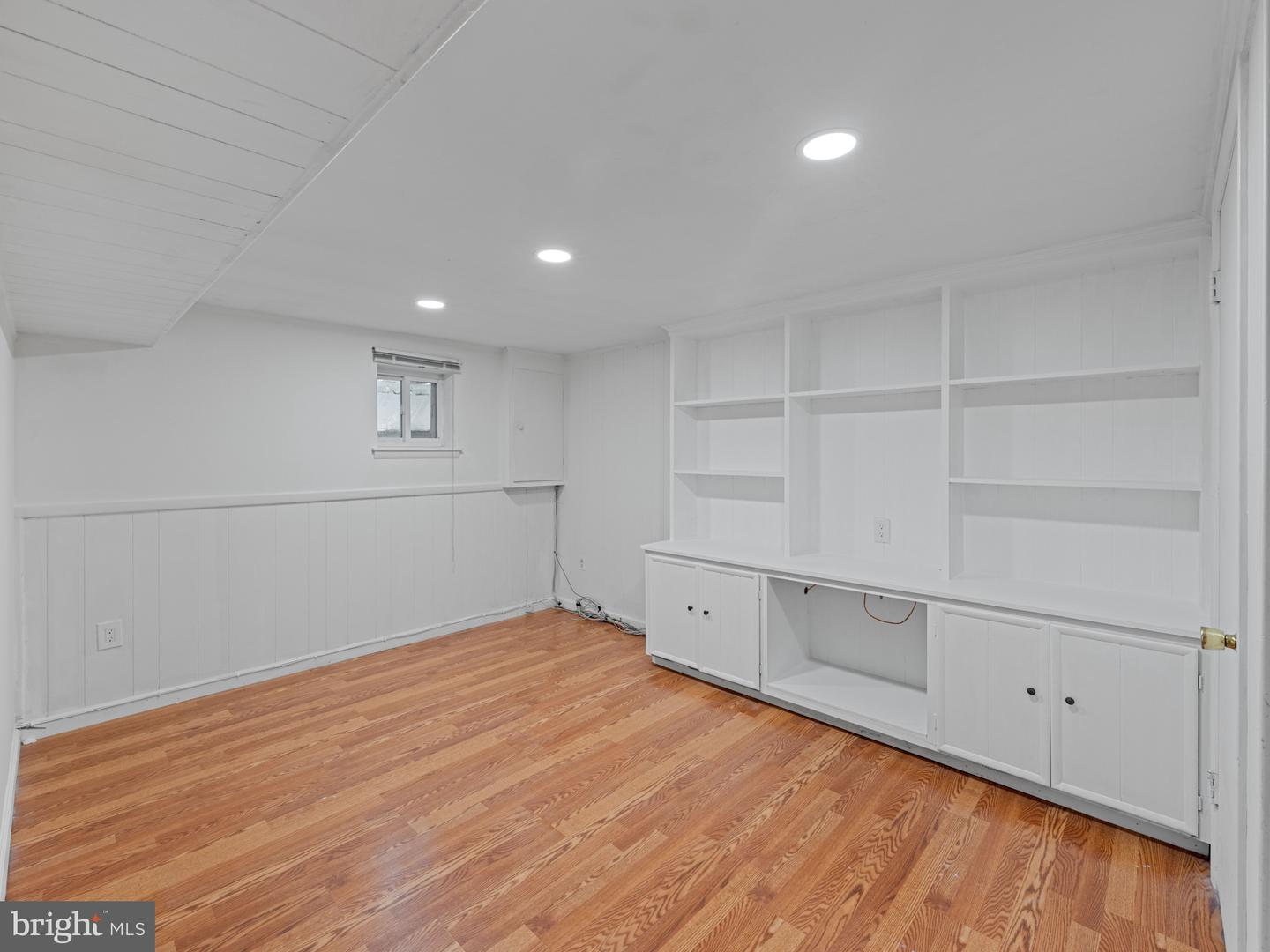 4702 EATON PL, ALEXANDRIA, Virginia 22310, 4 Bedrooms Bedrooms, ,2 BathroomsBathrooms,Residential,For sale,4702 EATON PL,VAFX2250168 MLS # VAFX2250168