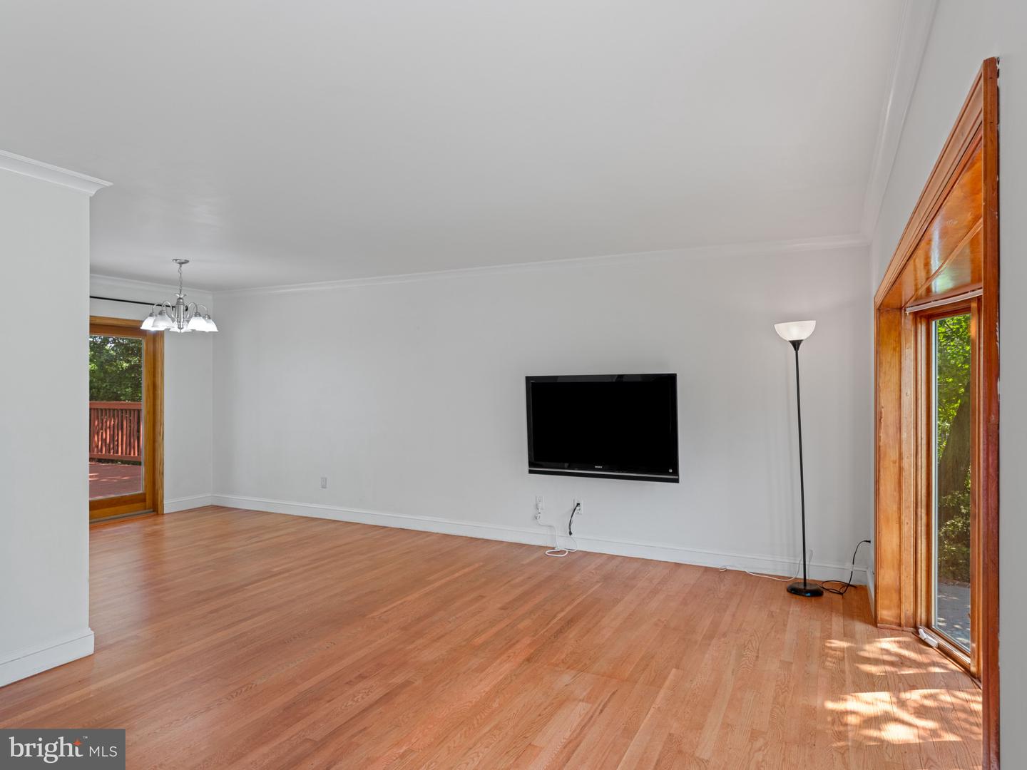 4702 EATON PL, ALEXANDRIA, Virginia 22310, 4 Bedrooms Bedrooms, ,2 BathroomsBathrooms,Residential,For sale,4702 EATON PL,VAFX2250168 MLS # VAFX2250168