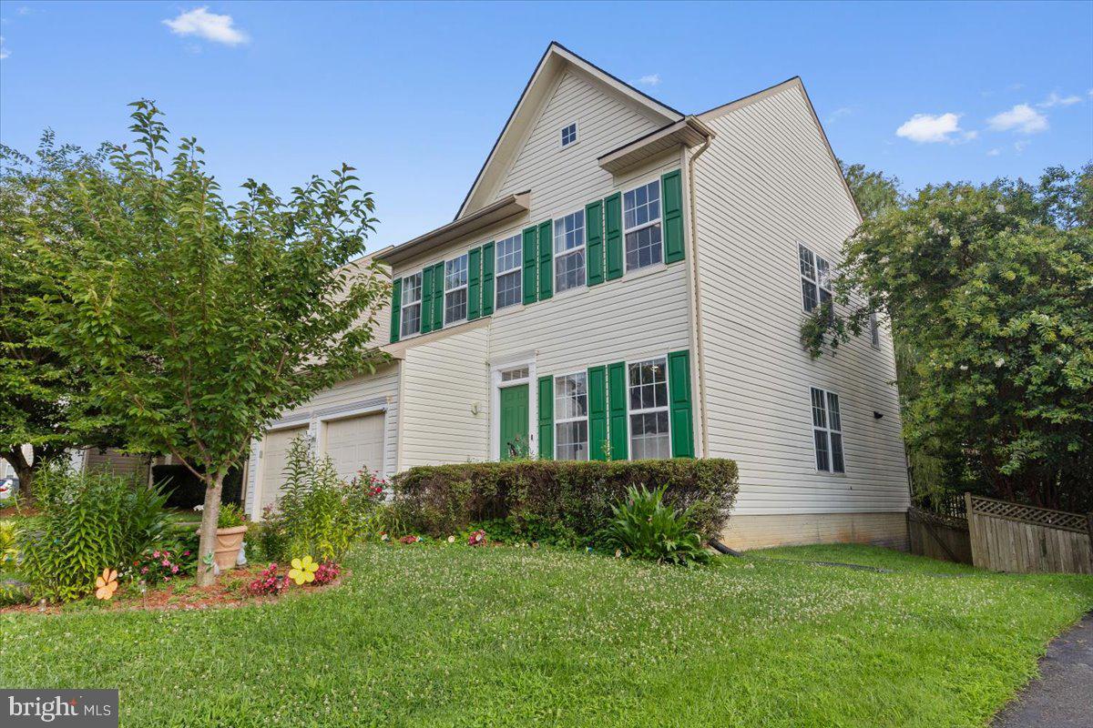 9218 GREENSHIRE DR, MANASSAS PARK, Virginia 20111, 5 Bedrooms Bedrooms, ,3 BathroomsBathrooms,Residential,For sale,9218 GREENSHIRE DR,VAMP2003134 MLS # VAMP2003134