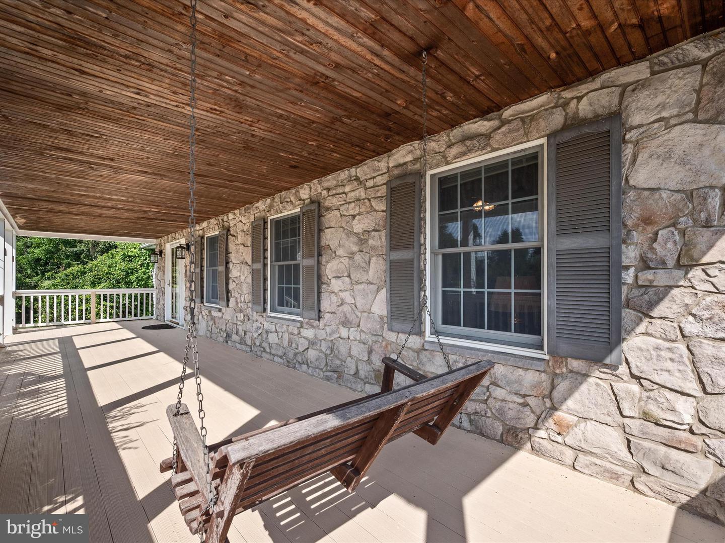 17212 SIMMONS RD, PURCELLVILLE, Virginia 20132, 4 Bedrooms Bedrooms, ,3 BathroomsBathrooms,Residential,For sale,17212 SIMMONS RD,VALO2100472 MLS # VALO2100472