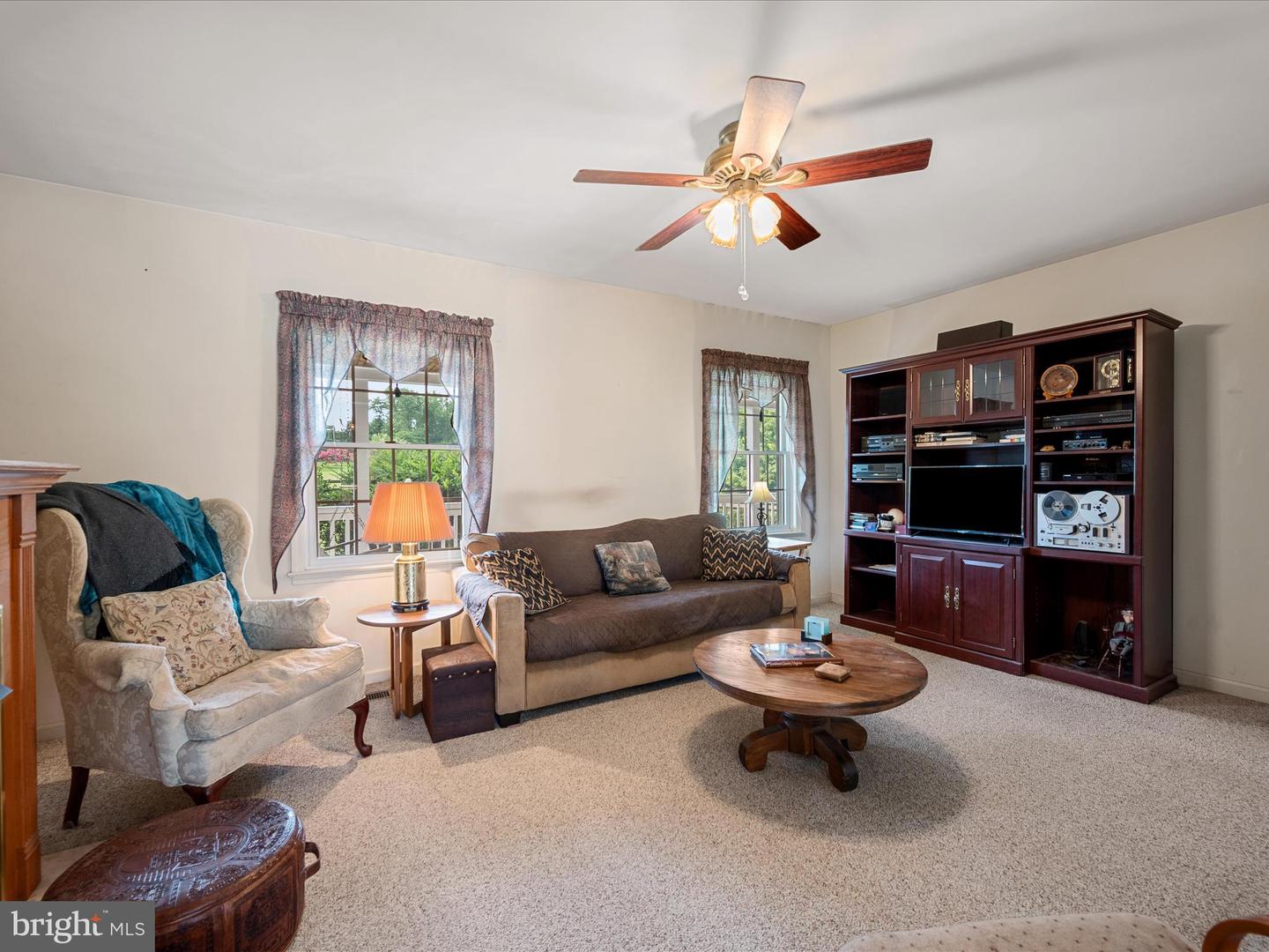 17212 SIMMONS RD, PURCELLVILLE, Virginia 20132, 4 Bedrooms Bedrooms, ,3 BathroomsBathrooms,Residential,For sale,17212 SIMMONS RD,VALO2100472 MLS # VALO2100472