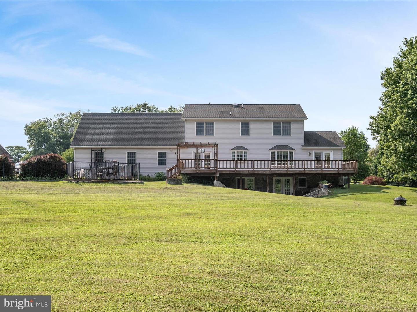 17212 SIMMONS RD, PURCELLVILLE, Virginia 20132, 4 Bedrooms Bedrooms, ,3 BathroomsBathrooms,Residential,For sale,17212 SIMMONS RD,VALO2100472 MLS # VALO2100472
