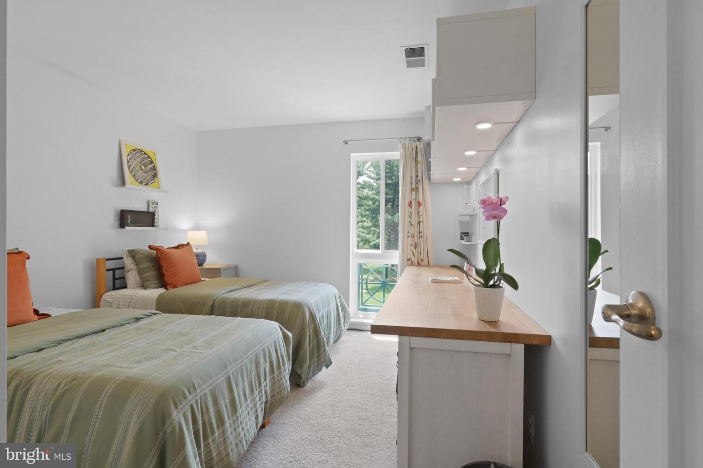 11800 BRETON CT #32C, RESTON, Virginia 20191, 2 Bedrooms Bedrooms, ,1 BathroomBathrooms,Residential,For sale,11800 BRETON CT #32C,VAFX2250608 MLS # VAFX2250608