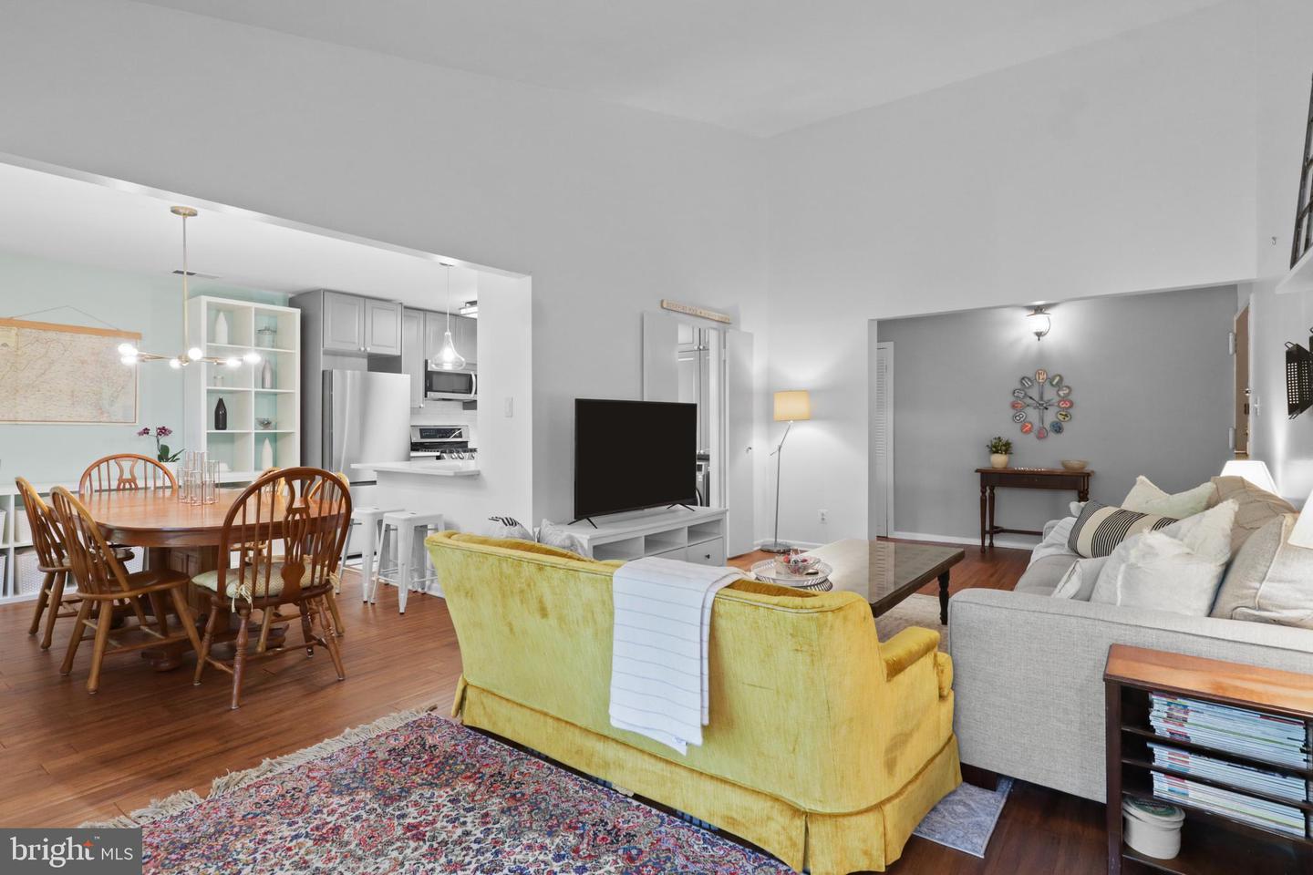 11800 BRETON CT #32C, RESTON, Virginia 20191, 2 Bedrooms Bedrooms, ,1 BathroomBathrooms,Residential,For sale,11800 BRETON CT #32C,VAFX2250608 MLS # VAFX2250608
