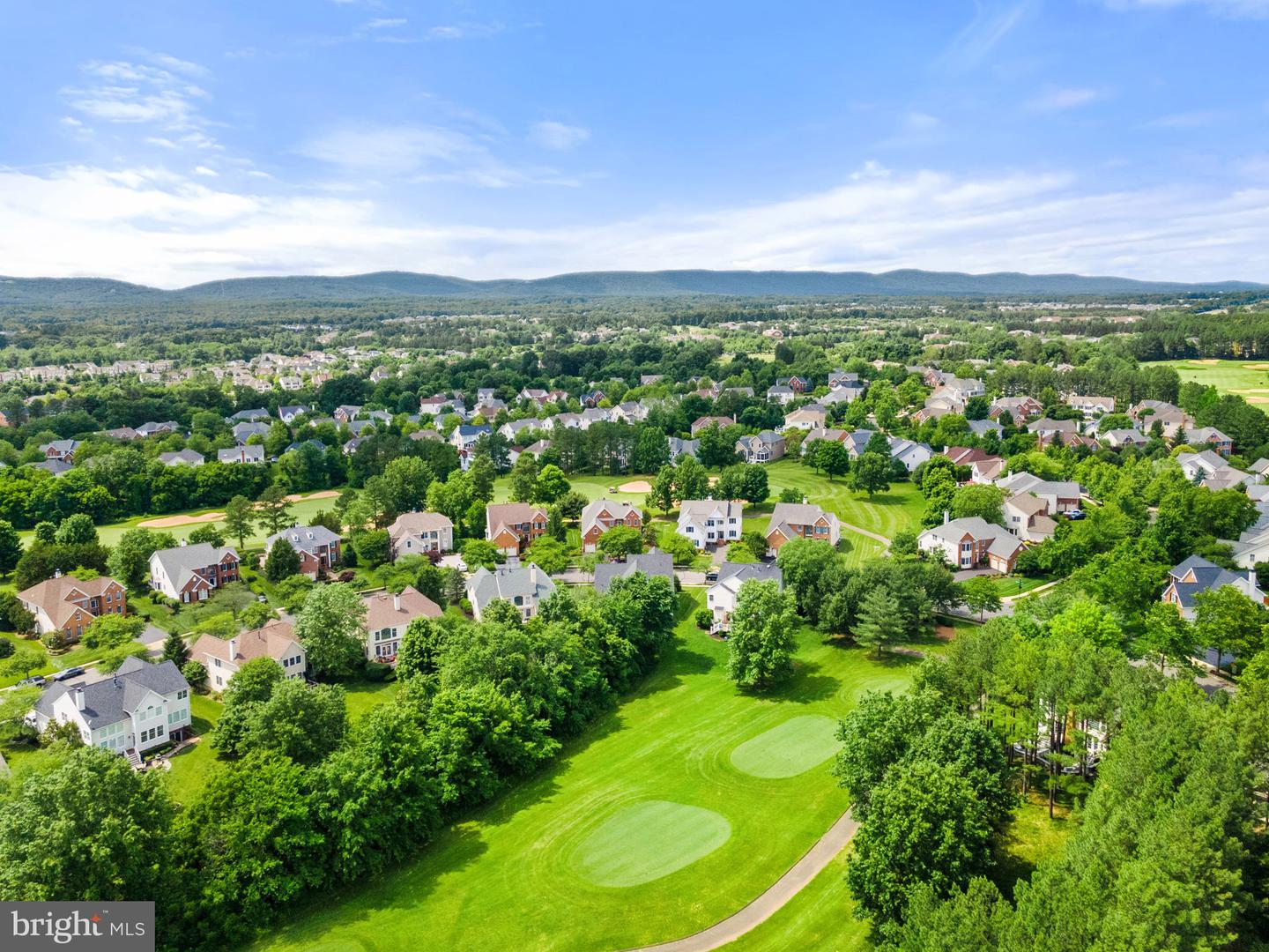 5779 SOLHEIM CUP DR, HAYMARKET, Virginia 20169, 4 Bedrooms Bedrooms, ,4 BathroomsBathrooms,Residential,For sale,5779 SOLHEIM CUP DR,VAPW2098126 MLS # VAPW2098126
