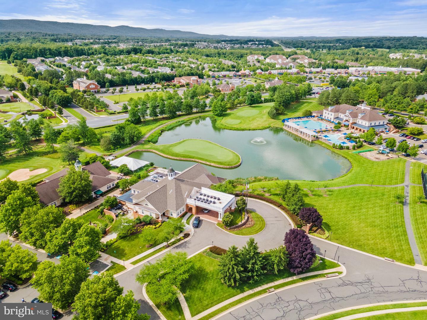 5779 SOLHEIM CUP DR, HAYMARKET, Virginia 20169, 4 Bedrooms Bedrooms, ,4 BathroomsBathrooms,Residential,For sale,5779 SOLHEIM CUP DR,VAPW2098126 MLS # VAPW2098126