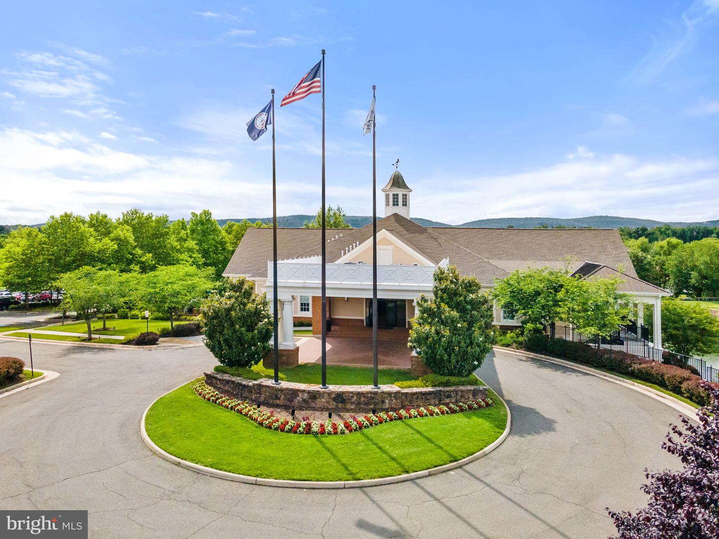 5779 SOLHEIM CUP DR, HAYMARKET, Virginia 20169, 4 Bedrooms Bedrooms, ,4 BathroomsBathrooms,Residential,For sale,5779 SOLHEIM CUP DR,VAPW2098126 MLS # VAPW2098126