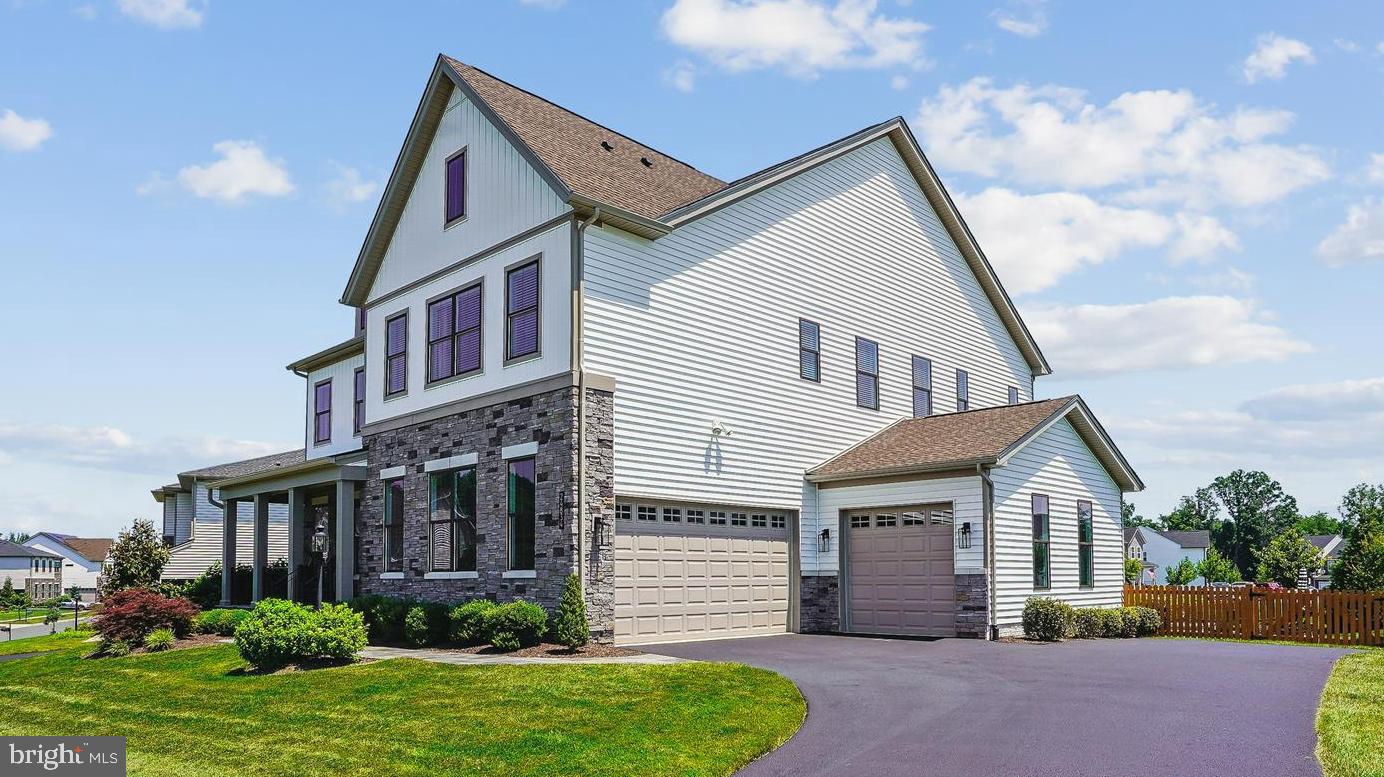 24834 LENAH CROSSING DR, ALDIE, Virginia 20105, 5 Bedrooms Bedrooms, ,5 BathroomsBathrooms,Residential,For sale,24834 LENAH CROSSING DR,VALO2100706 MLS # VALO2100706