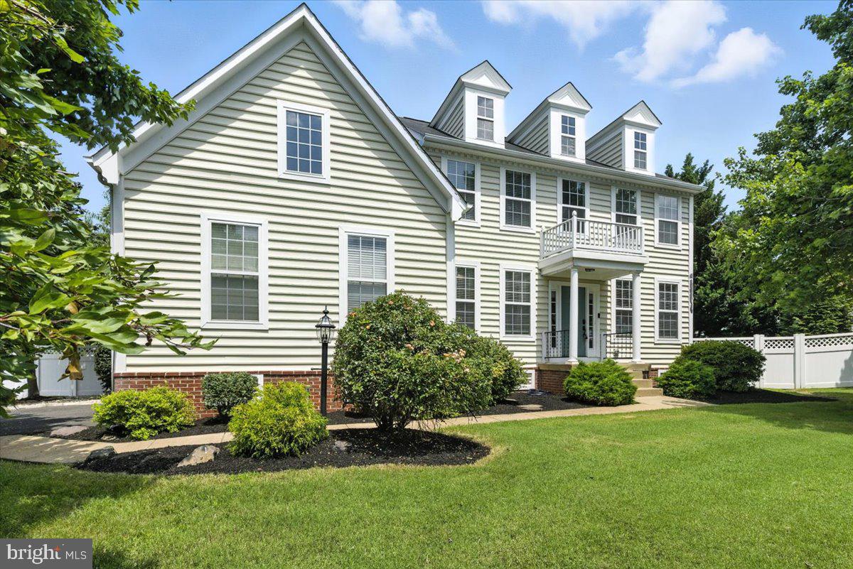 8207 PEGGYS CT, GAINESVILLE, Virginia 20155, 5 Bedrooms Bedrooms, ,3 BathroomsBathrooms,Residential,For sale,8207 PEGGYS CT,VAPW2098290 MLS # VAPW2098290