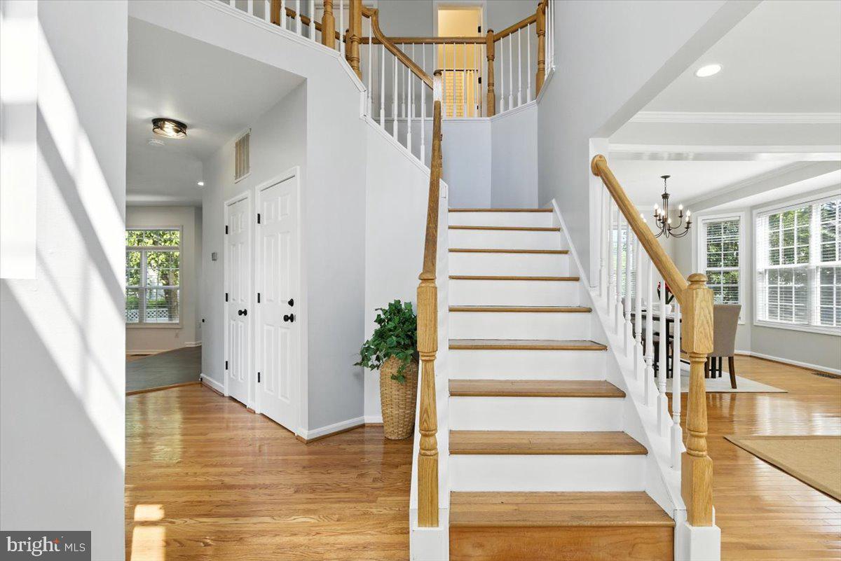 8207 PEGGYS CT, GAINESVILLE, Virginia 20155, 5 Bedrooms Bedrooms, ,3 BathroomsBathrooms,Residential,For sale,8207 PEGGYS CT,VAPW2098290 MLS # VAPW2098290